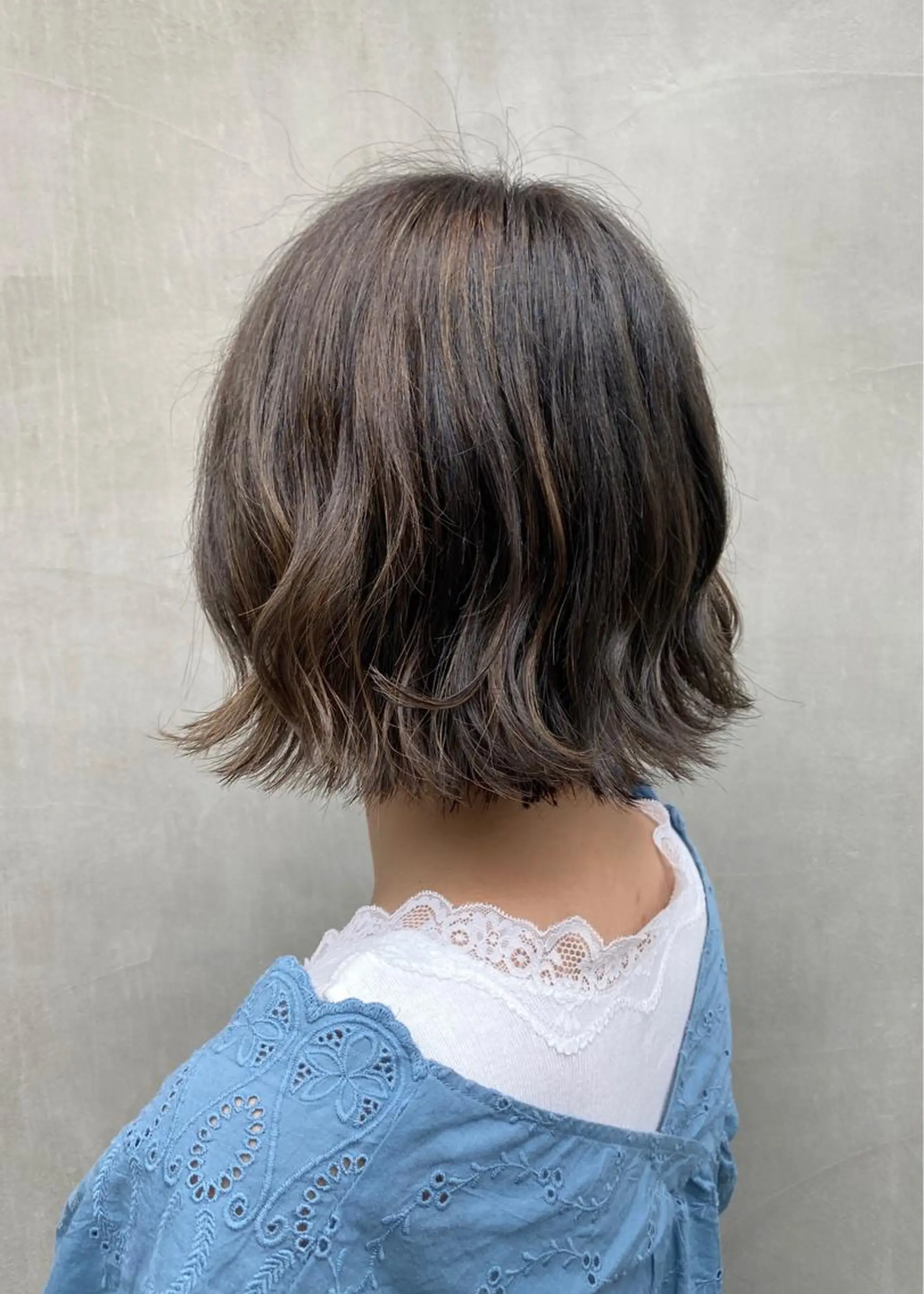 ショート カラー ハイライトカラー ハイライト カット ヘアカラー アルター市川  いづみのヘアスタイル