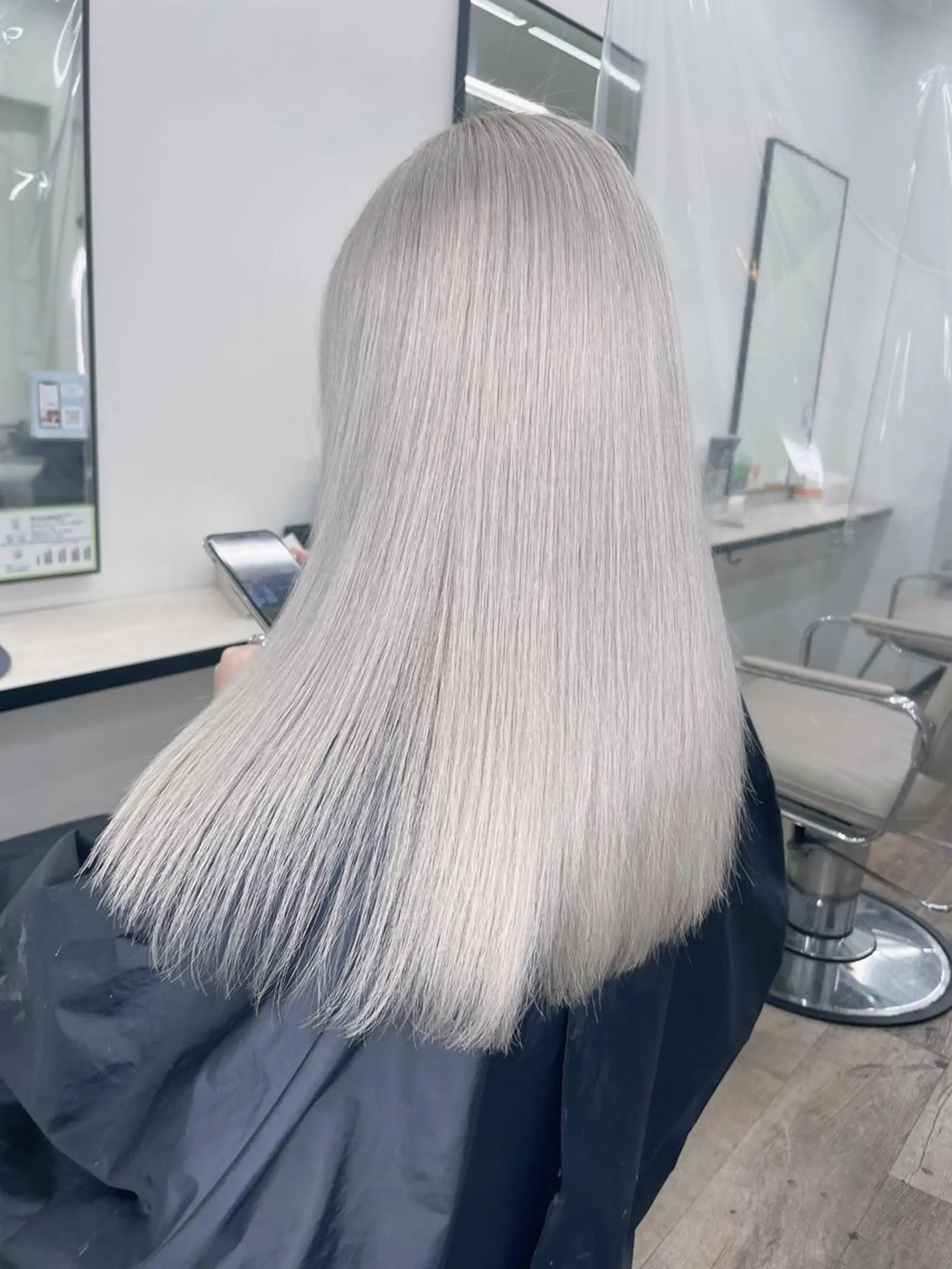 ロング カラー アディクシーカラー ブリーチ ロング MONIQA【モニカ】所属・名古屋ハイトーン/ 🐶ブリーチ専門店のヘアスタイル