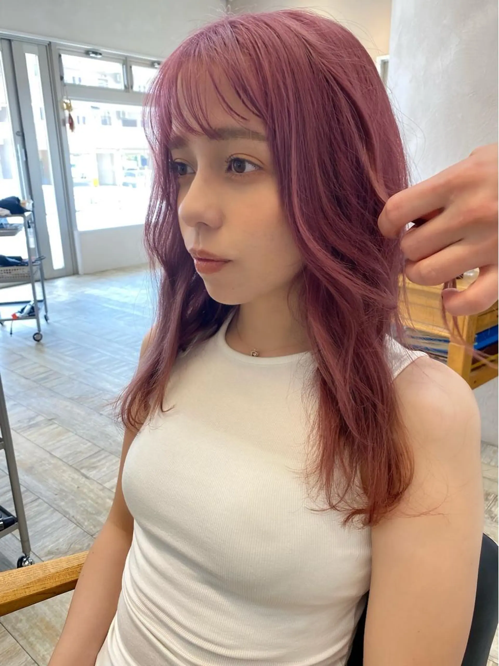 セミロング カラー ピンクカラー テトネ タカシのヘアスタイル