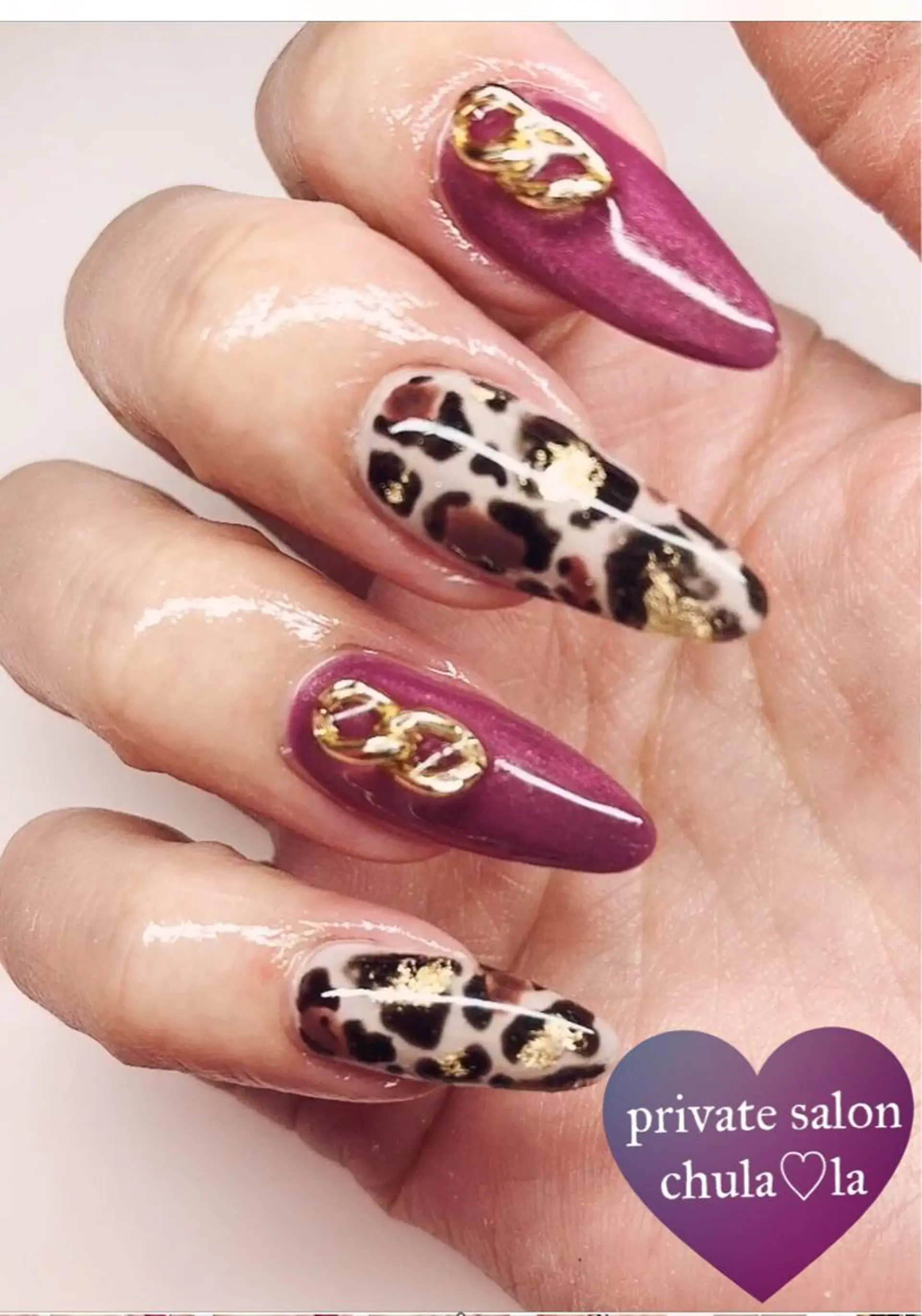ネイル アニマル柄 ゴールド Chula♡la 豊見城市高安のネイルデザイン