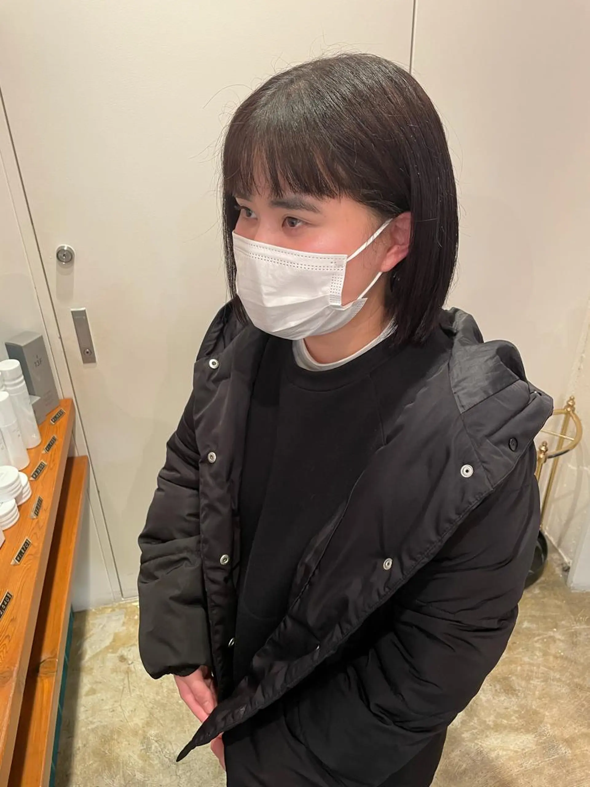 ミディアム カラー MIOベージュカラー 柔らかいカラーのヘアスタイル