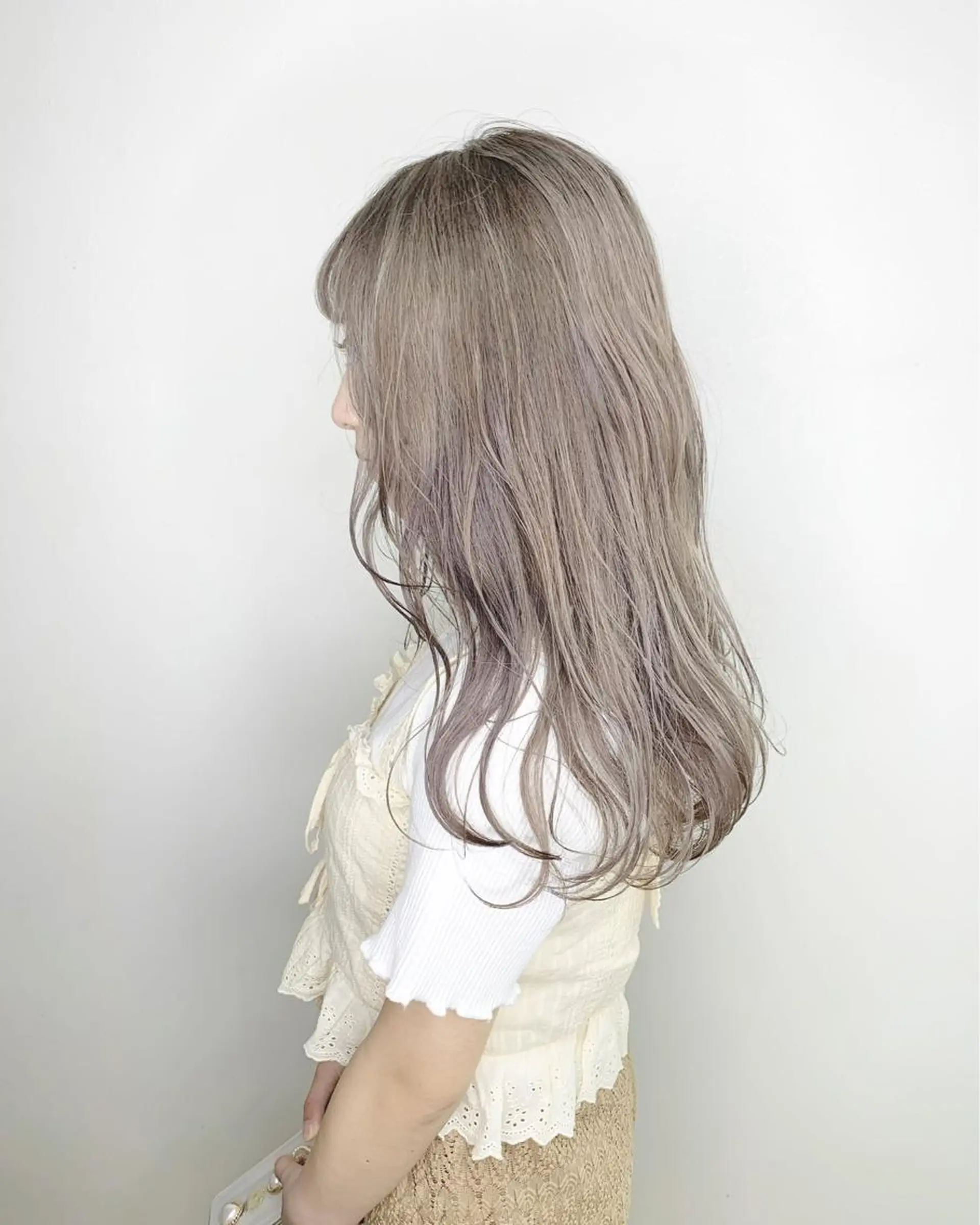 ロング カラー 透明感カラー グレージュ アイスグレージュ 剣持友希/ifh iizuka/高崎のヘアスタイル