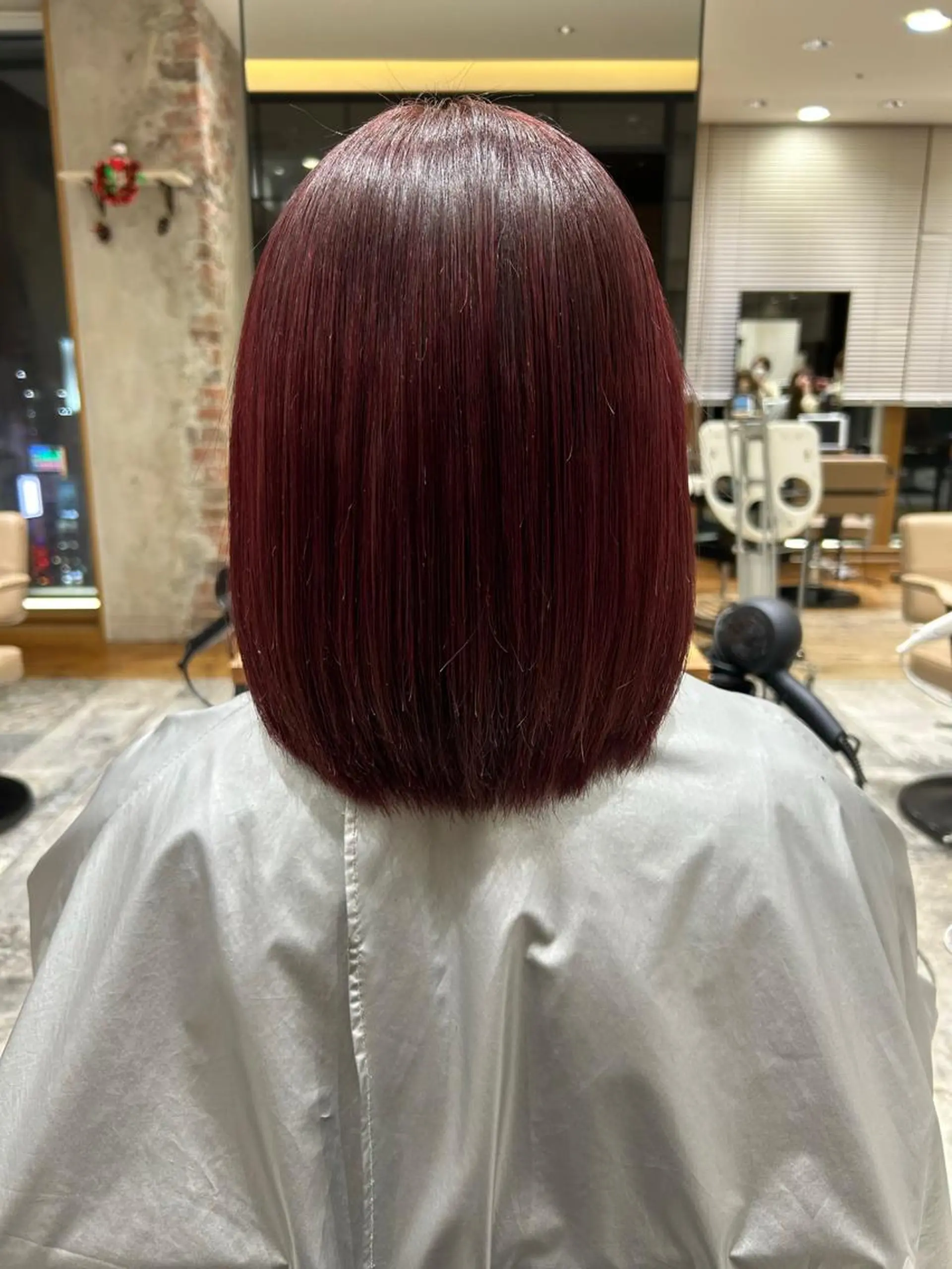 ミディアム カラー パーマ ブリーチ ケアブリーチ ダブルカラー イヤリングカラー ハイライトカラー カット ヘアカラー 縮毛矯正 トリートメント 新宿✨顔周りカット 韓国ヘア/坂本亜裟海のヘアスタイル