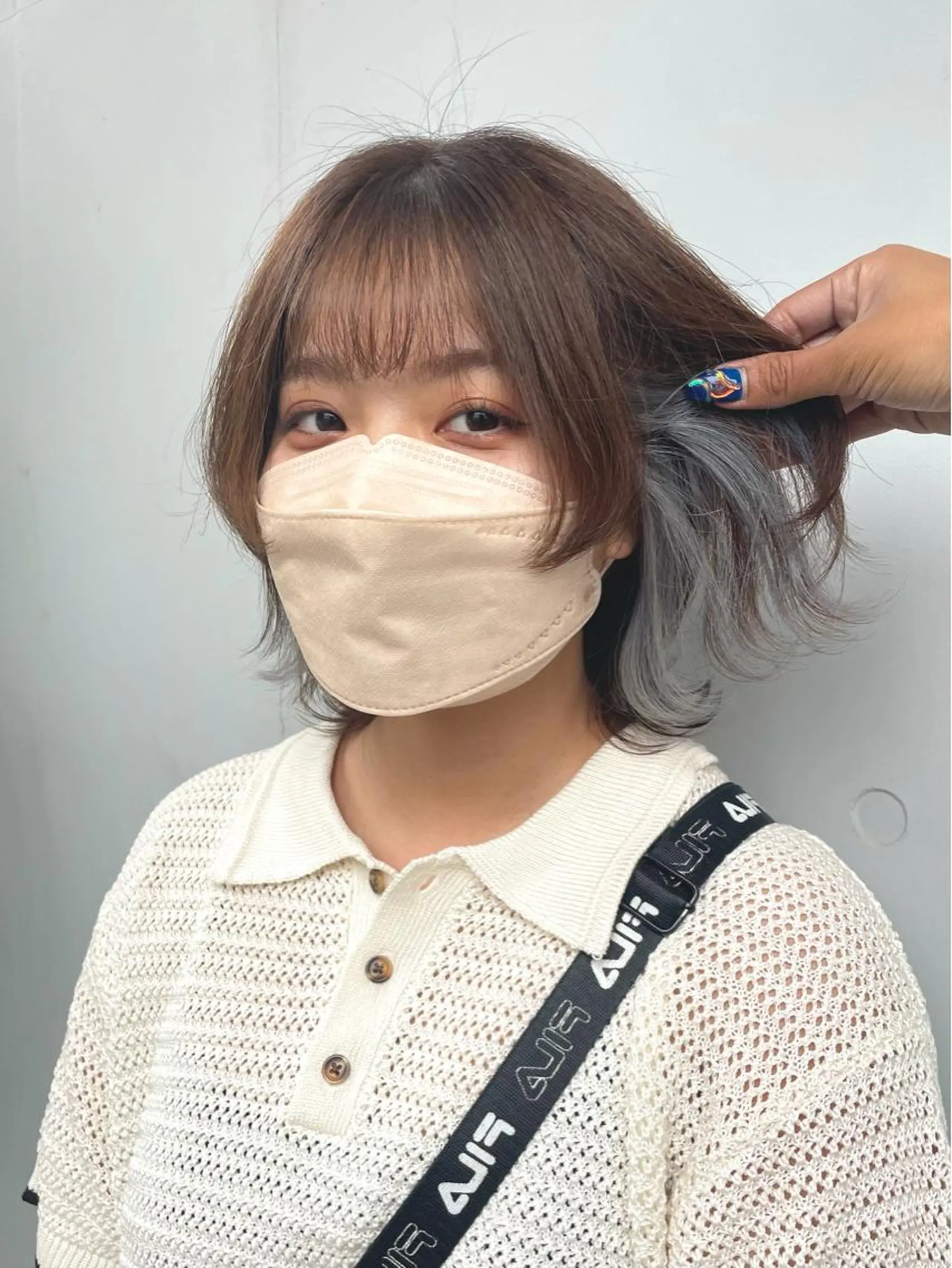 ショート カラー アディクシーカラー アッシュ 黒髪 ブリーチ ブルーカラー カット ヘアカラー トリートメント もにか🌞原宿/渋谷 🌝ブリーチカラーのヘアスタイル