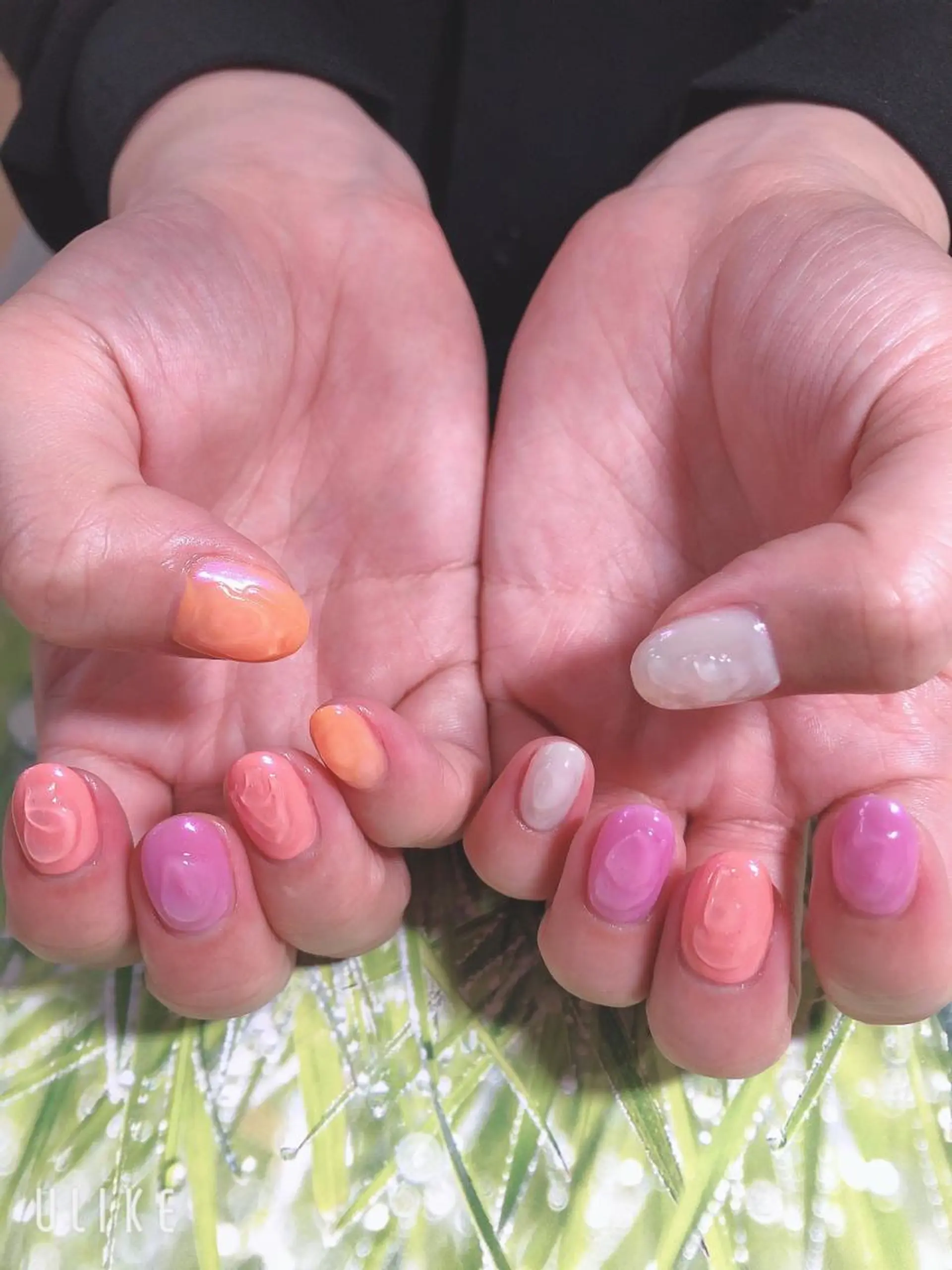 ネイル ミラーネイル ハンドネイル 吉野✨ ネイルデザイナー✨のネイルデザイン