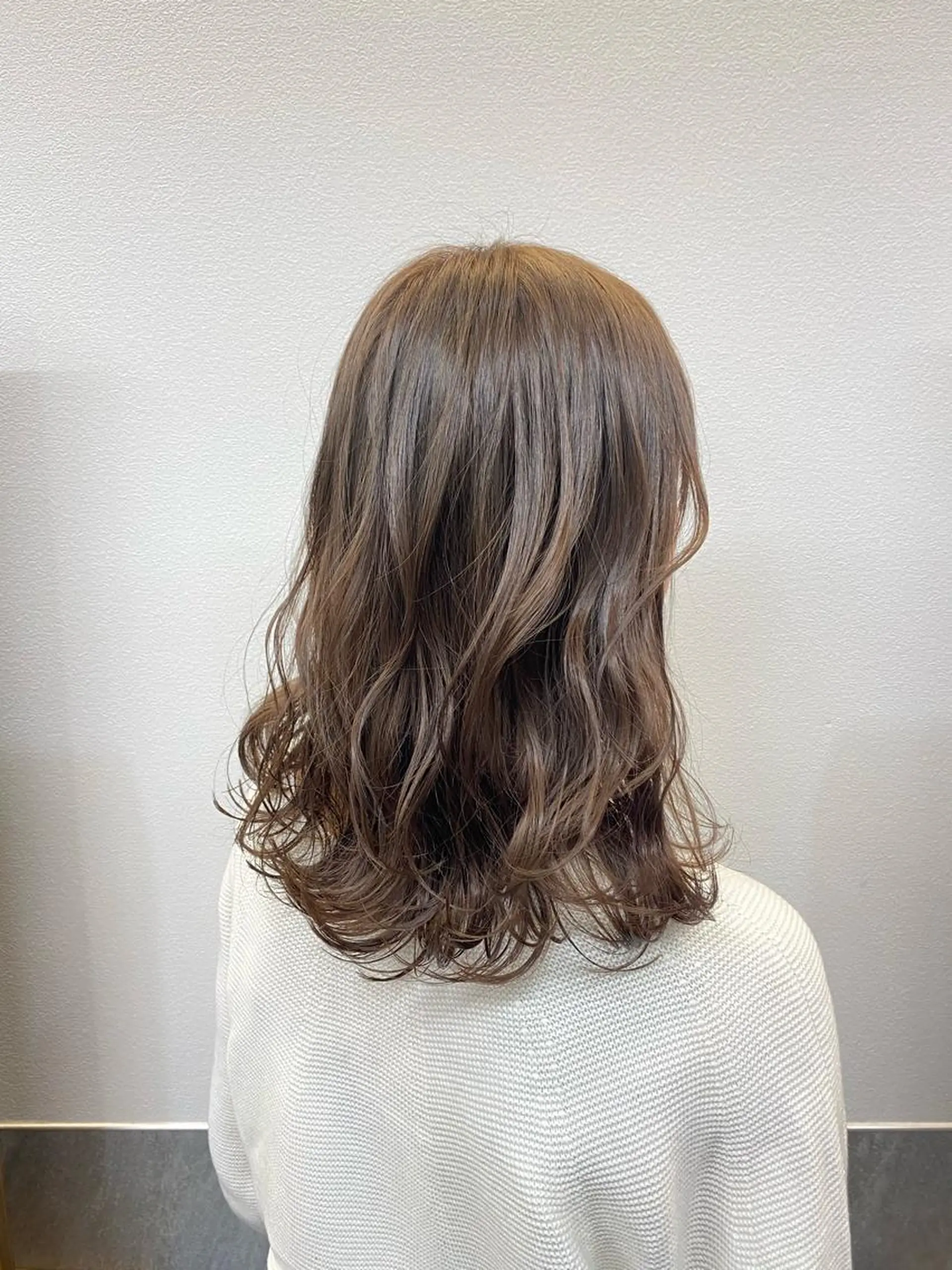 セミロング カラー 髪質改善特化サロン ICONIQ天神店のヘアスタイル