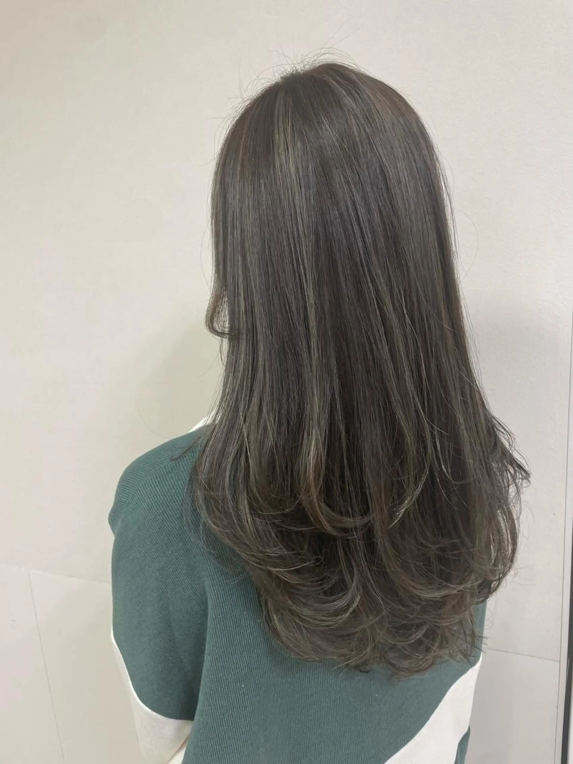 ロング カラー ヘアアレンジ ヘアカラー トリートメント 【Sweep】おじま のぞみのヘアスタイル