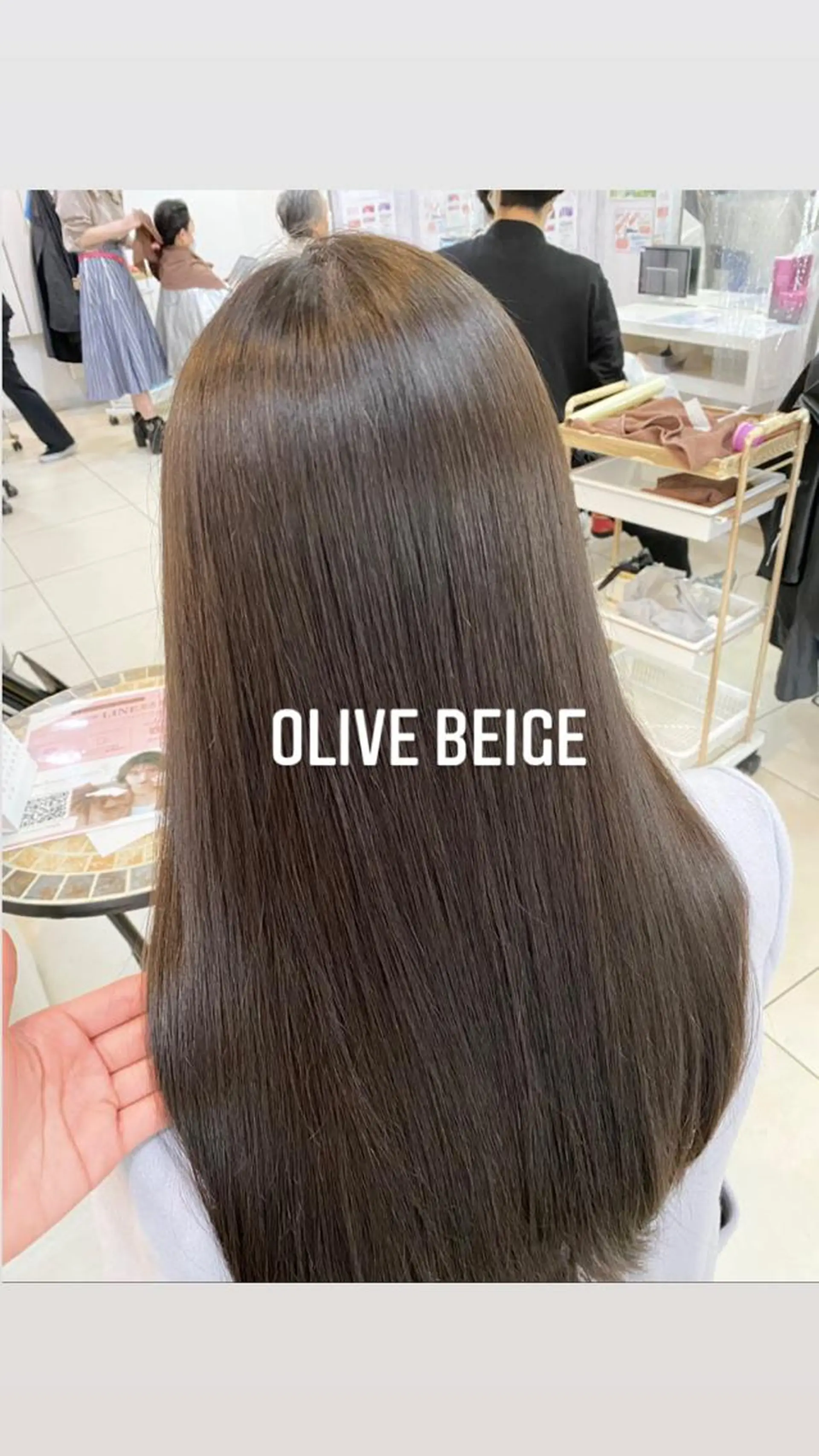 ロング カラー アッシュ 透明感カラー 🌷愛されヘア🌷 伊藤　万裕のヘアスタイル