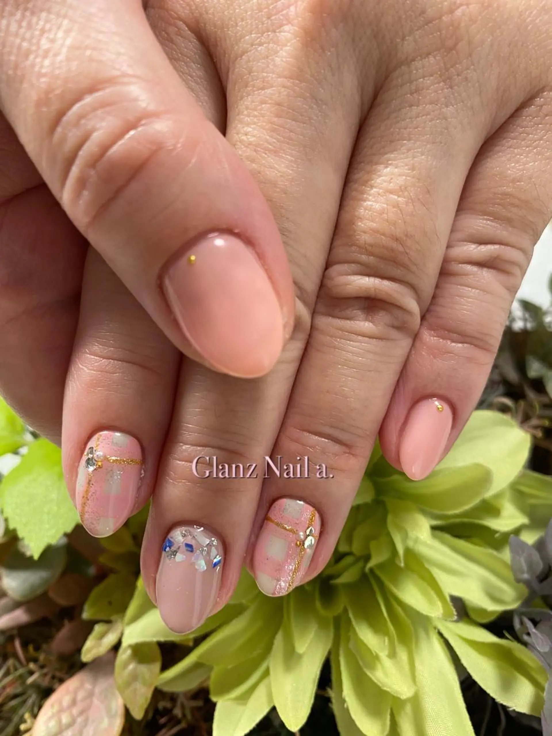 ネイル Glanz  Nail aのネイルデザイン