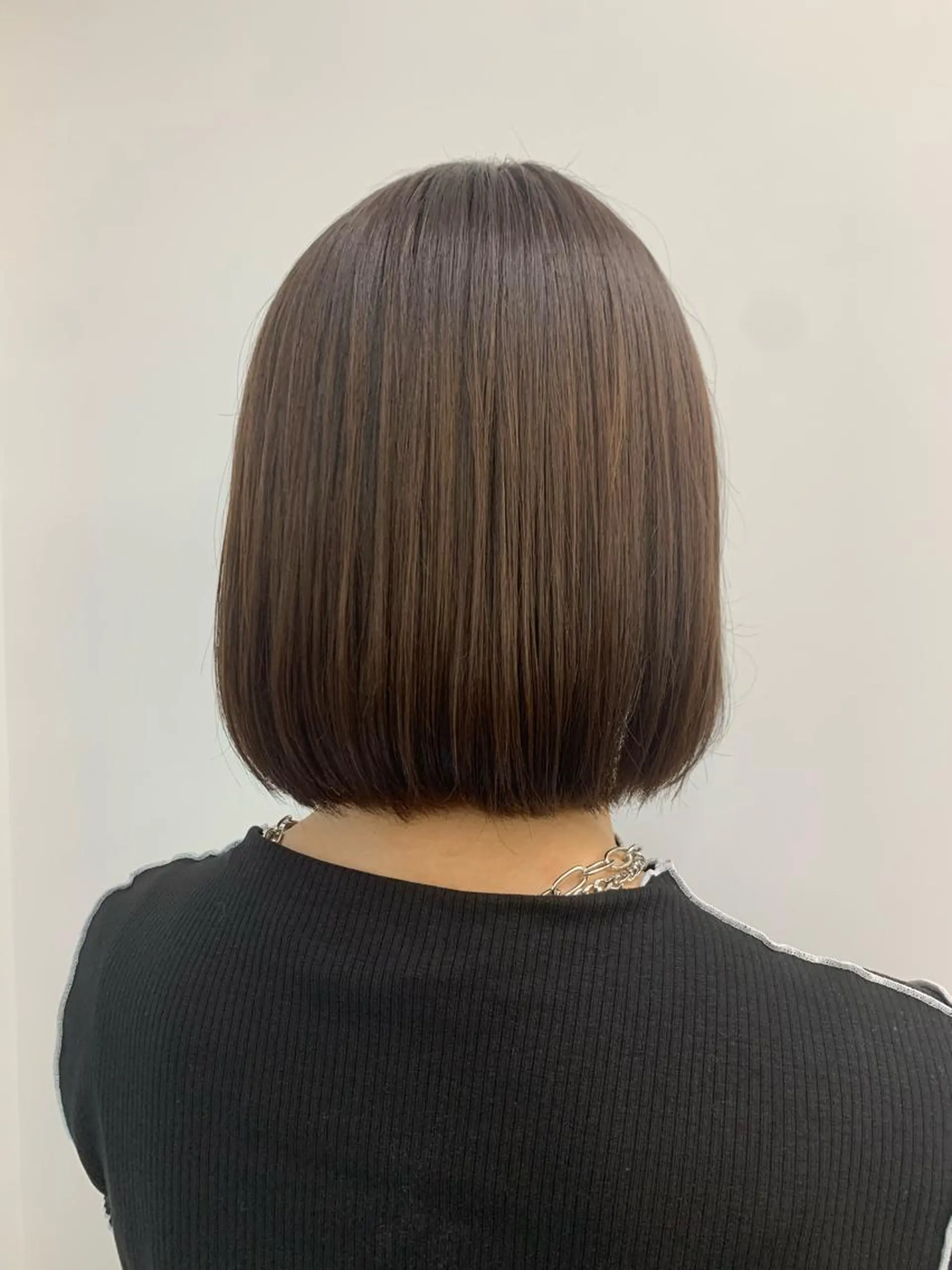 ミディアム 縮毛矯正 カット 縮毛矯正 美髪縮毛矯正🫧 艶カラー/スズカのヘアスタイル