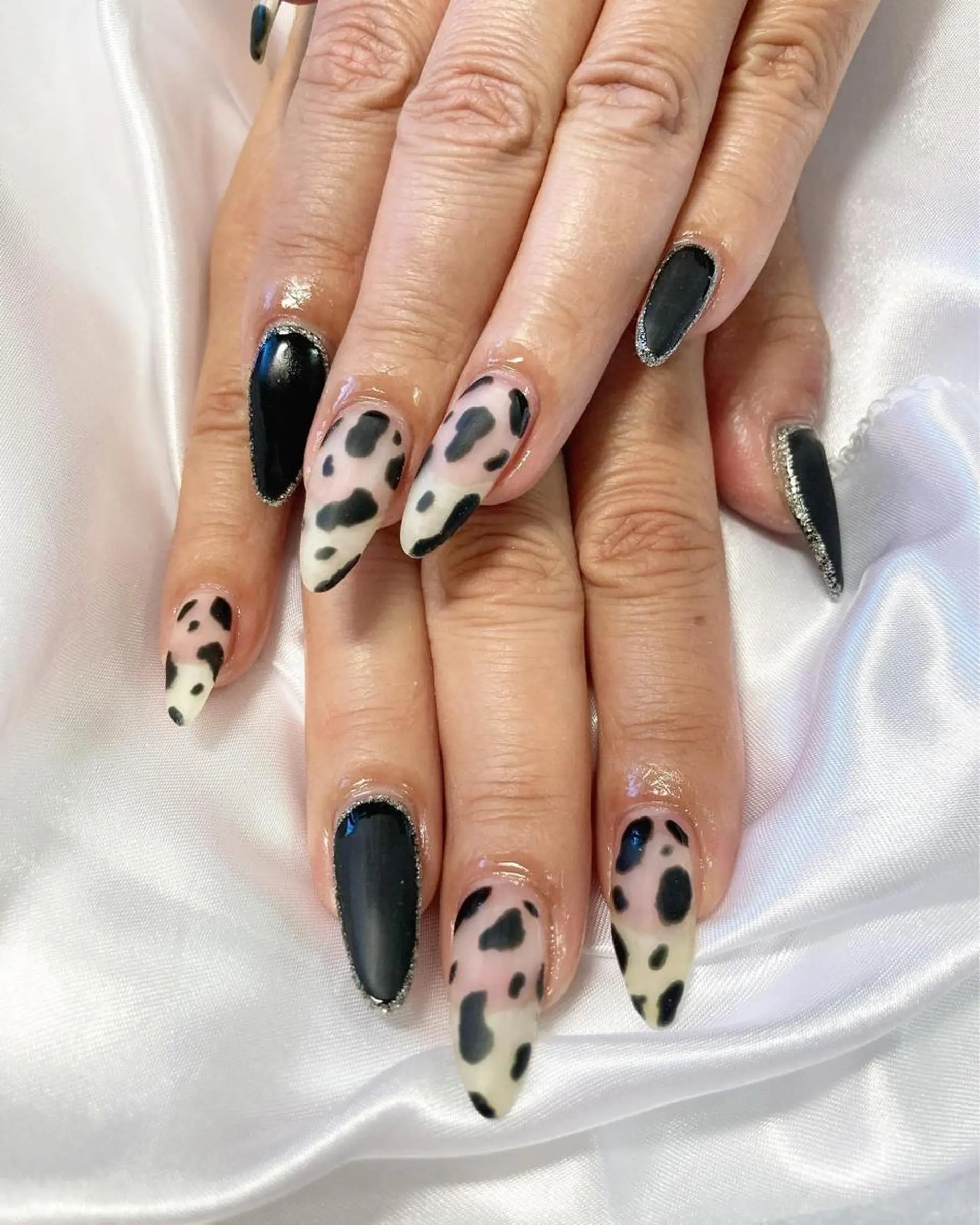 ネイル フレンチネイル ラメ(グリッター) マットネイル 持ち込み NailSalon Beniceのネイルデザイン