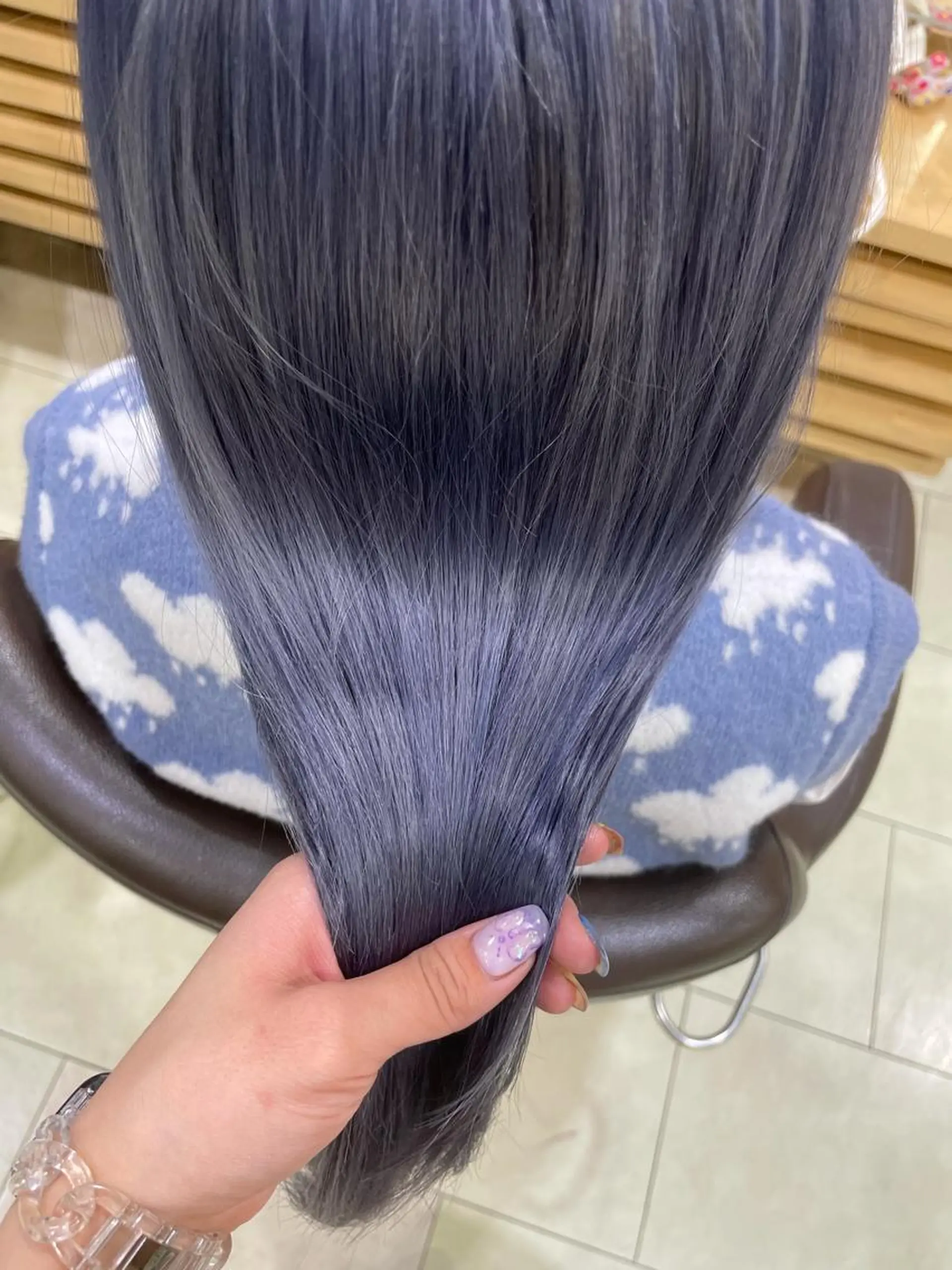 ロング 韓国ハイトーン🦋 hikariのヘアスタイル