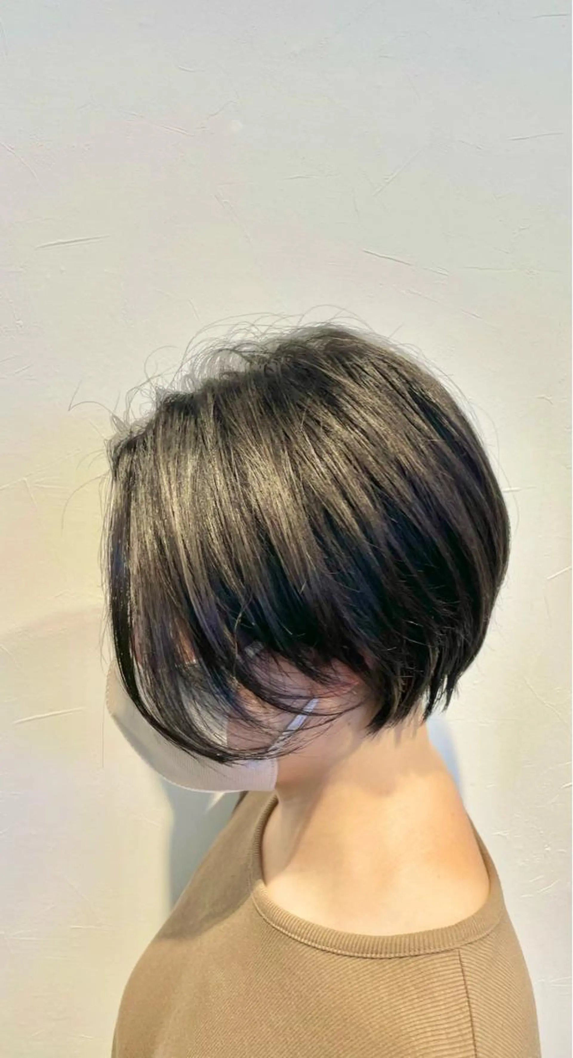 ショート カラー カット ヘアカラー トリートメント ヘアセット 渡部雄大 ショート／縮毛矯正のヘアスタイル