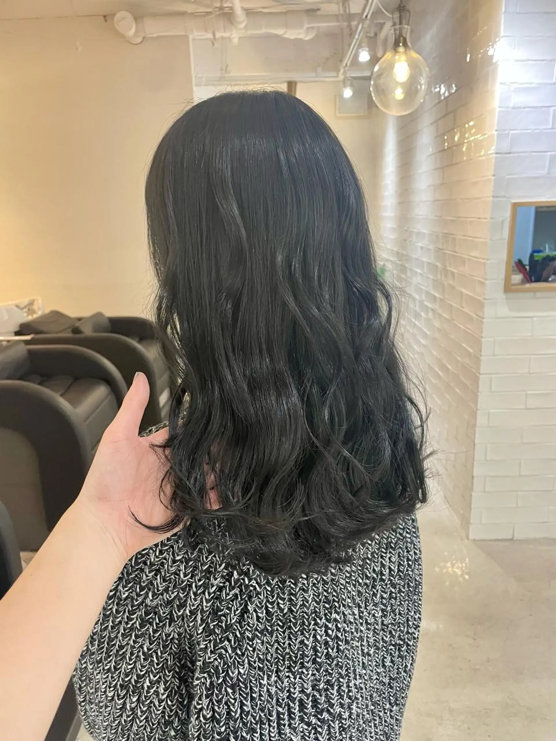 ロング カラー 黒髪 ネイビーカラー faith hair bisq所属・平澤 萌香のその他イメージ