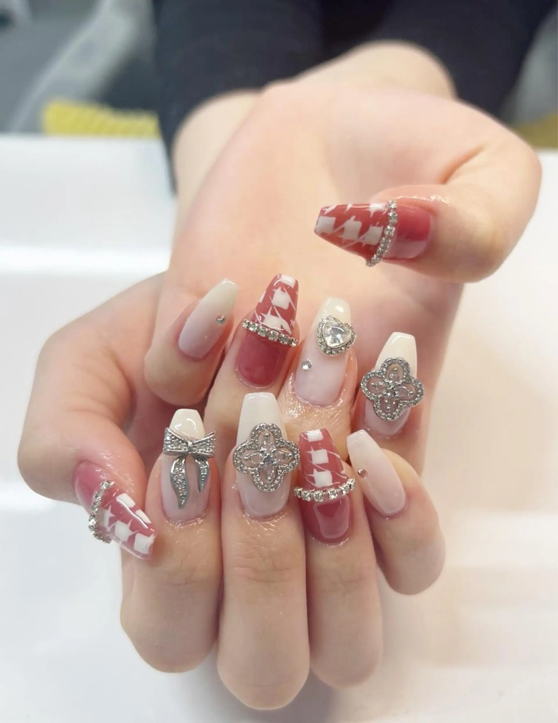 ネイル ハンドネイル Nail Salon L'arc所属・💊大阪/心斎橋 moni🧠のネイルデザイン