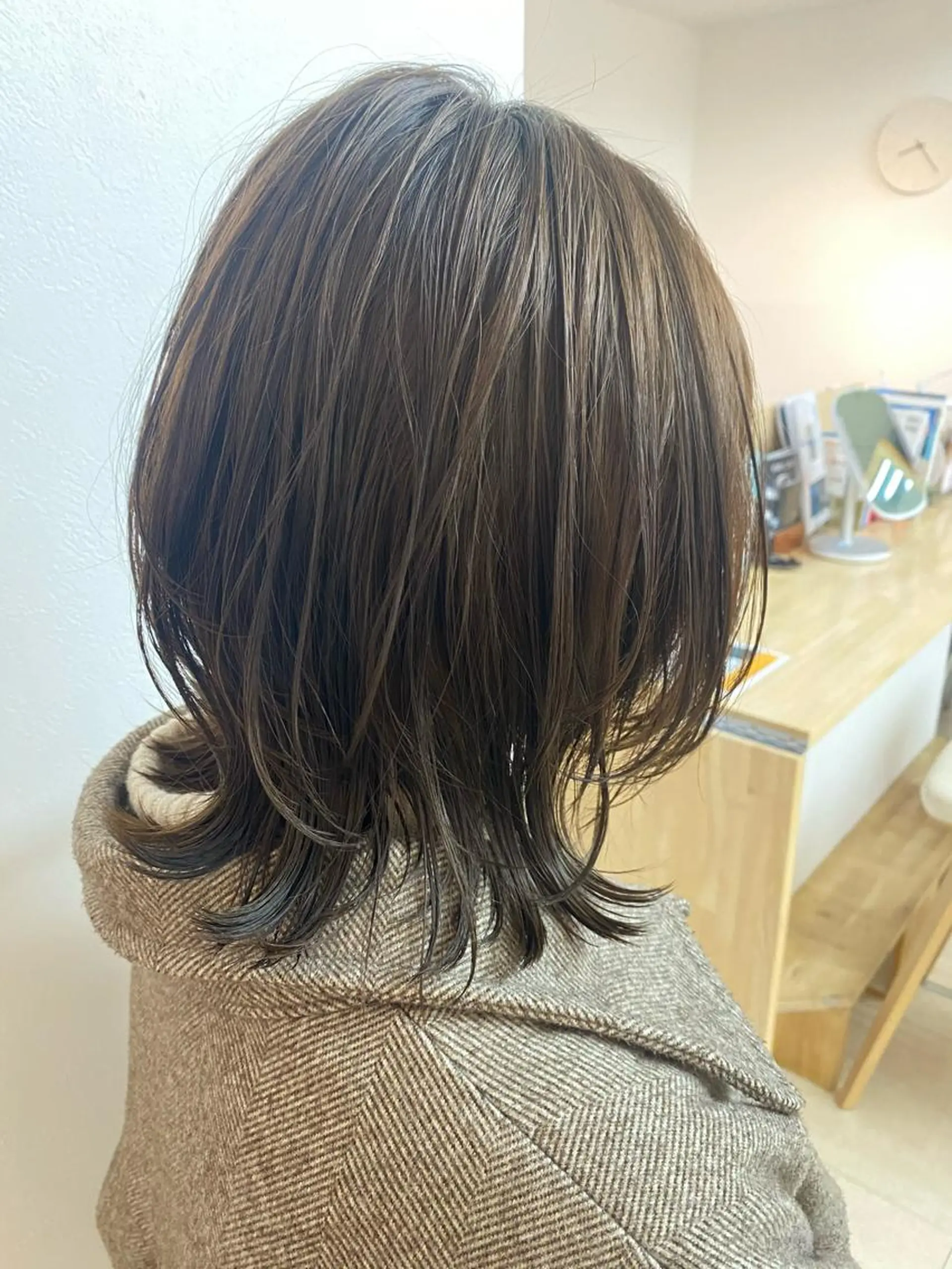 ミディアム カラー カット ヘアカラー トリートメント 安永 涼のヘアスタイル