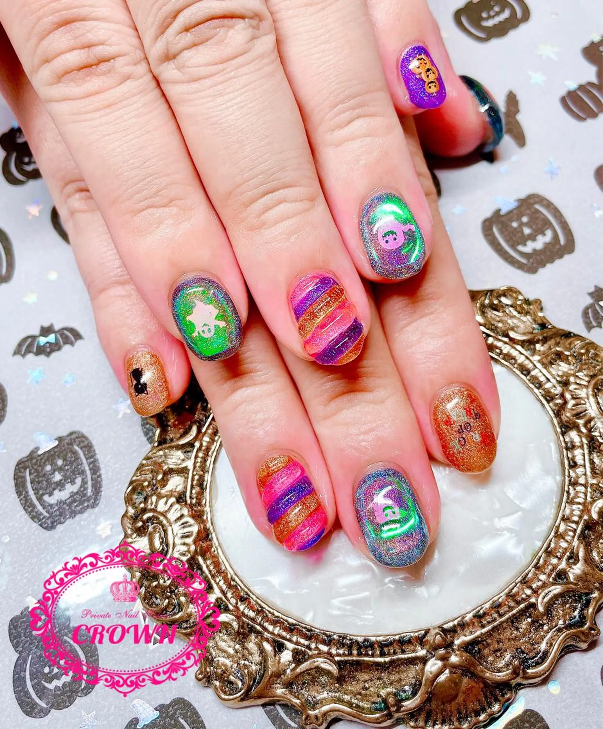 ネイル CROWN プライベートサロンのネイルデザイン
