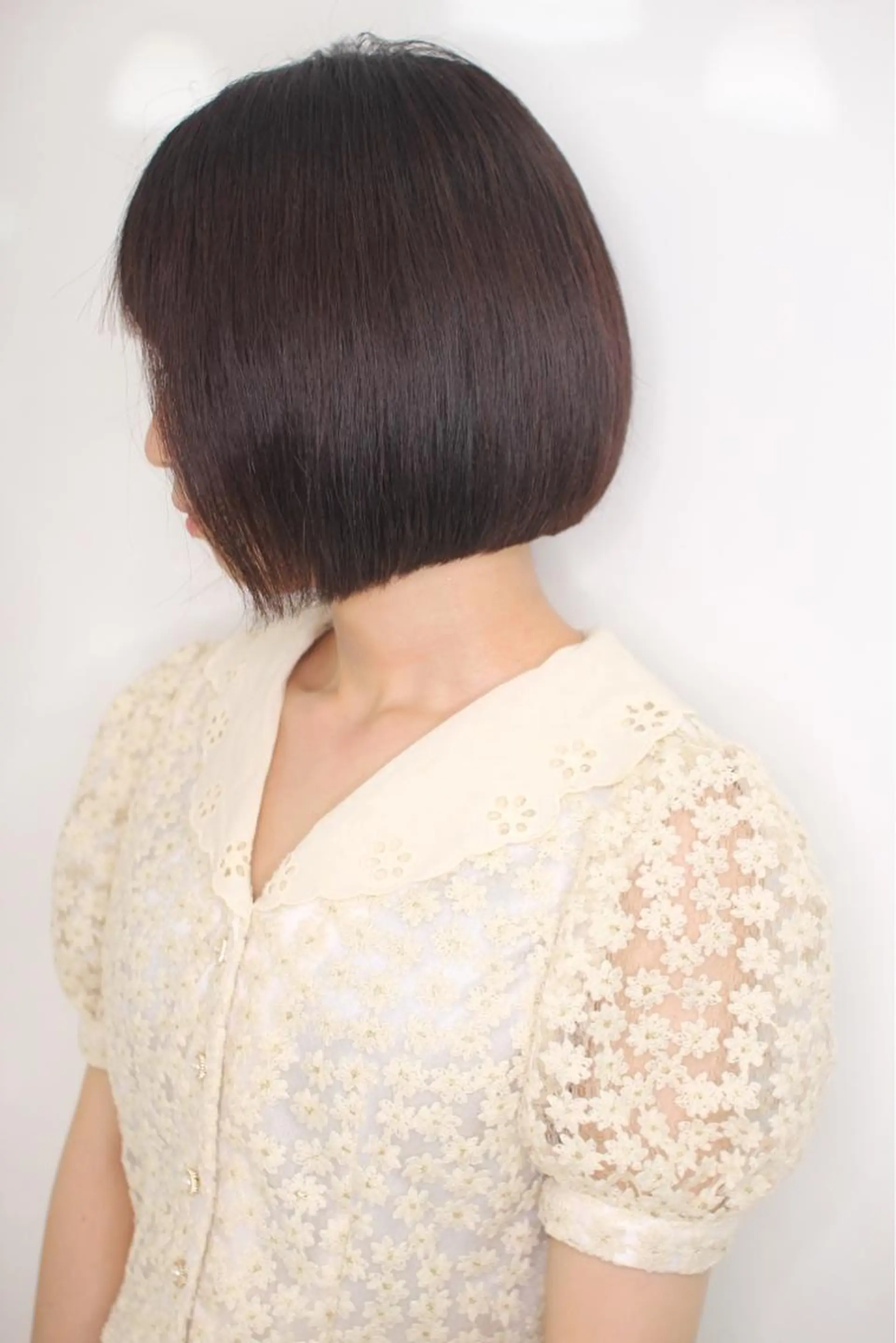 ショート ボブ due(ドゥーエ）所属・onishi yoshinaoのヘアスタイル