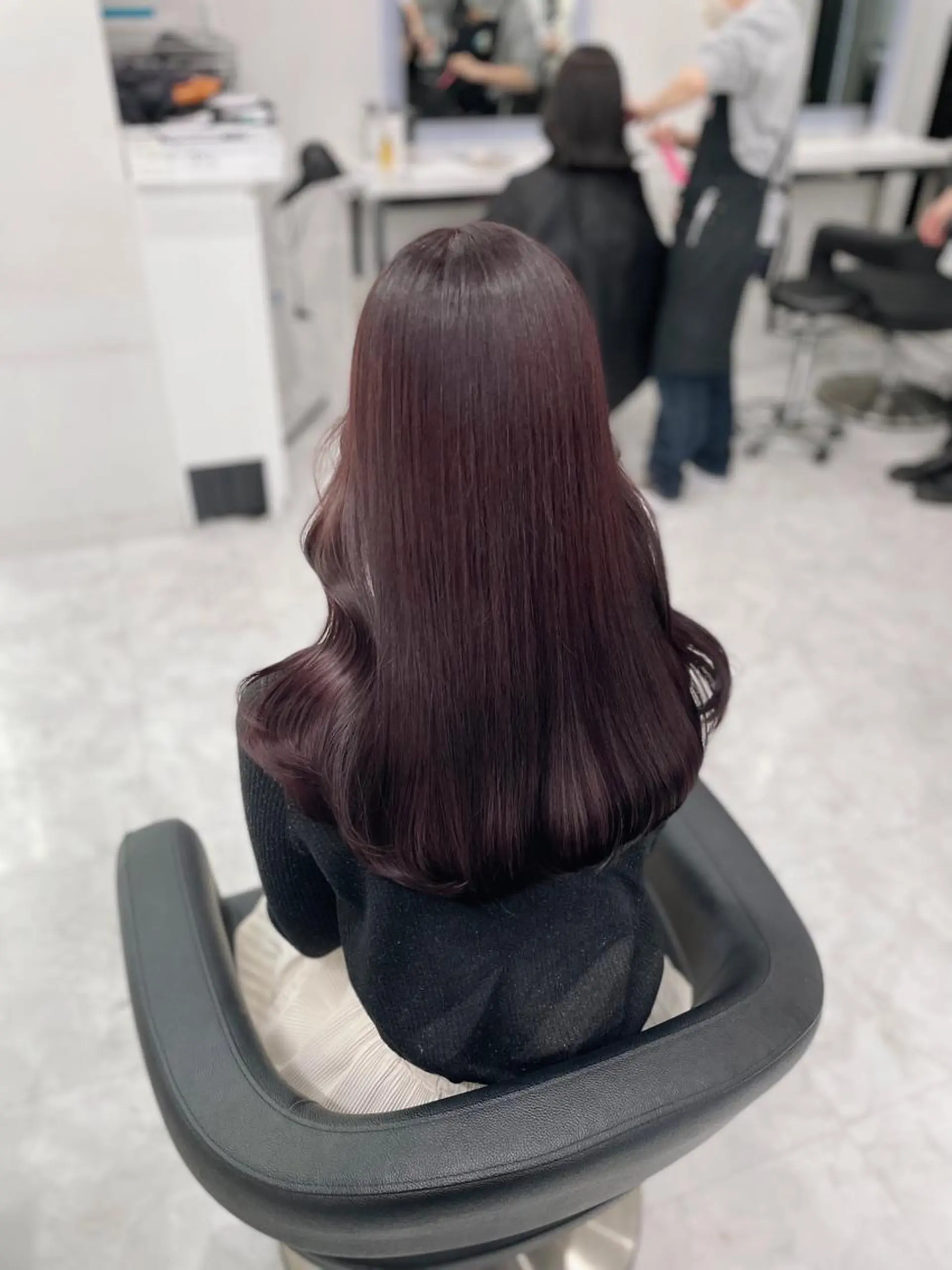 セミロング カラー ヘアアレンジ Ella所属・nana【艶髪】/ レイヤー/縮毛矯正のヘアスタイル