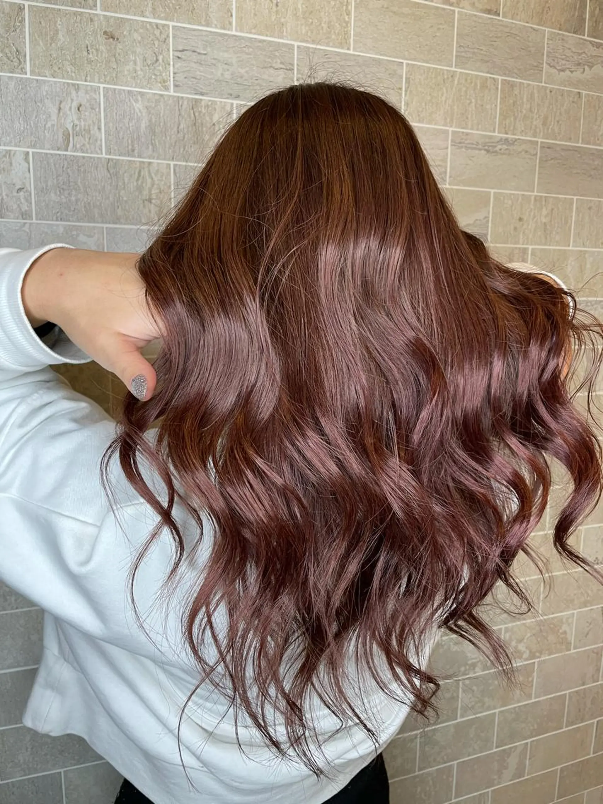 ロング ブリーチ毛矯正.髪質 改善.髪にドラマをのヘアスタイル