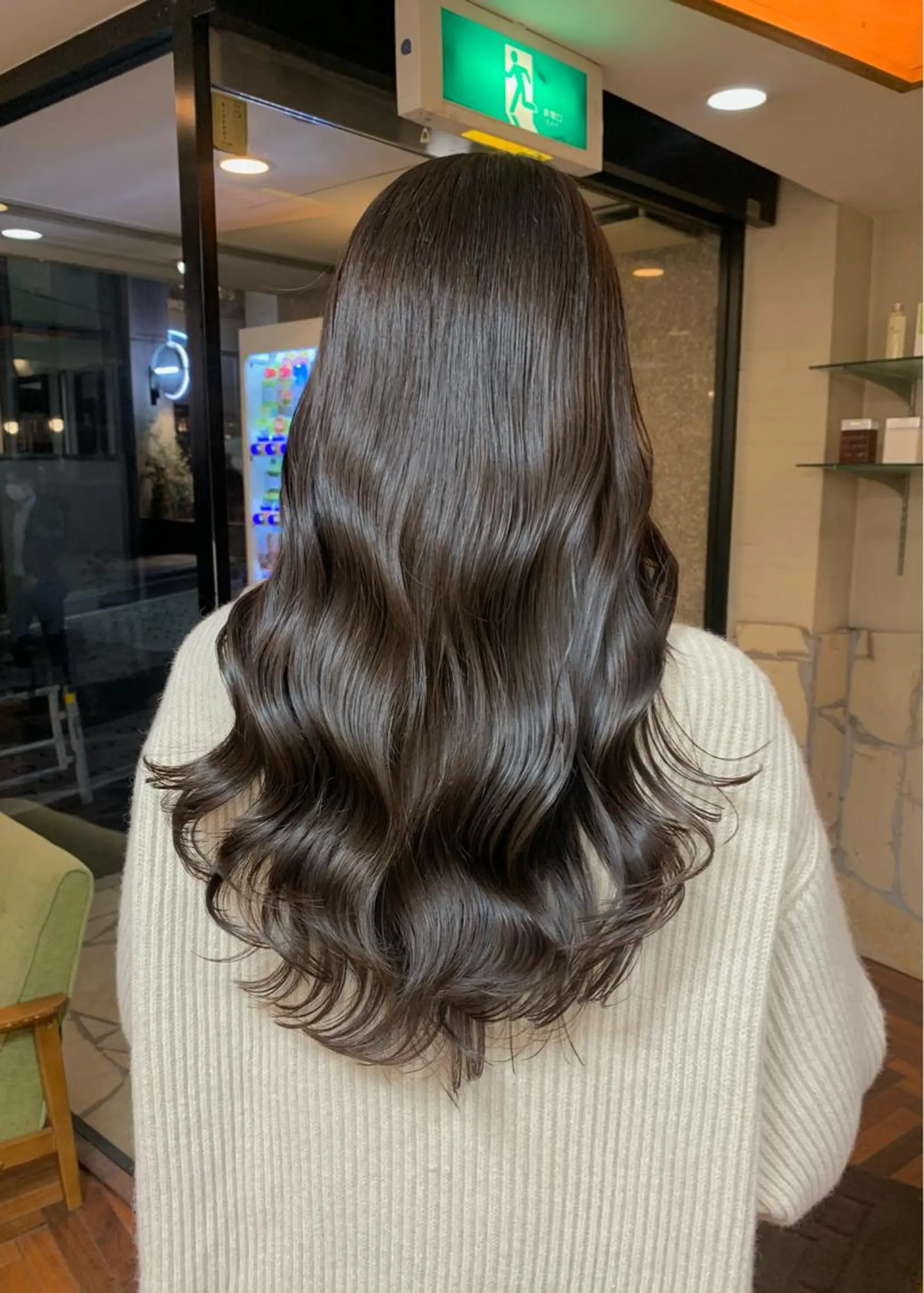 ロング カラー ベージュカラー ブリーチ ブリーチなしカラー LUMO所属・矢野 晃平のヘアスタイル