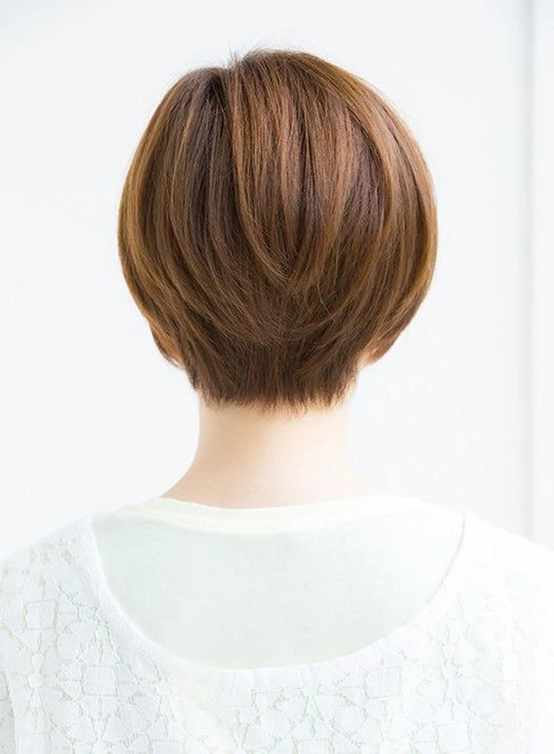 ショート カラー 吉田一輝 外国人パーマのヘアスタイル