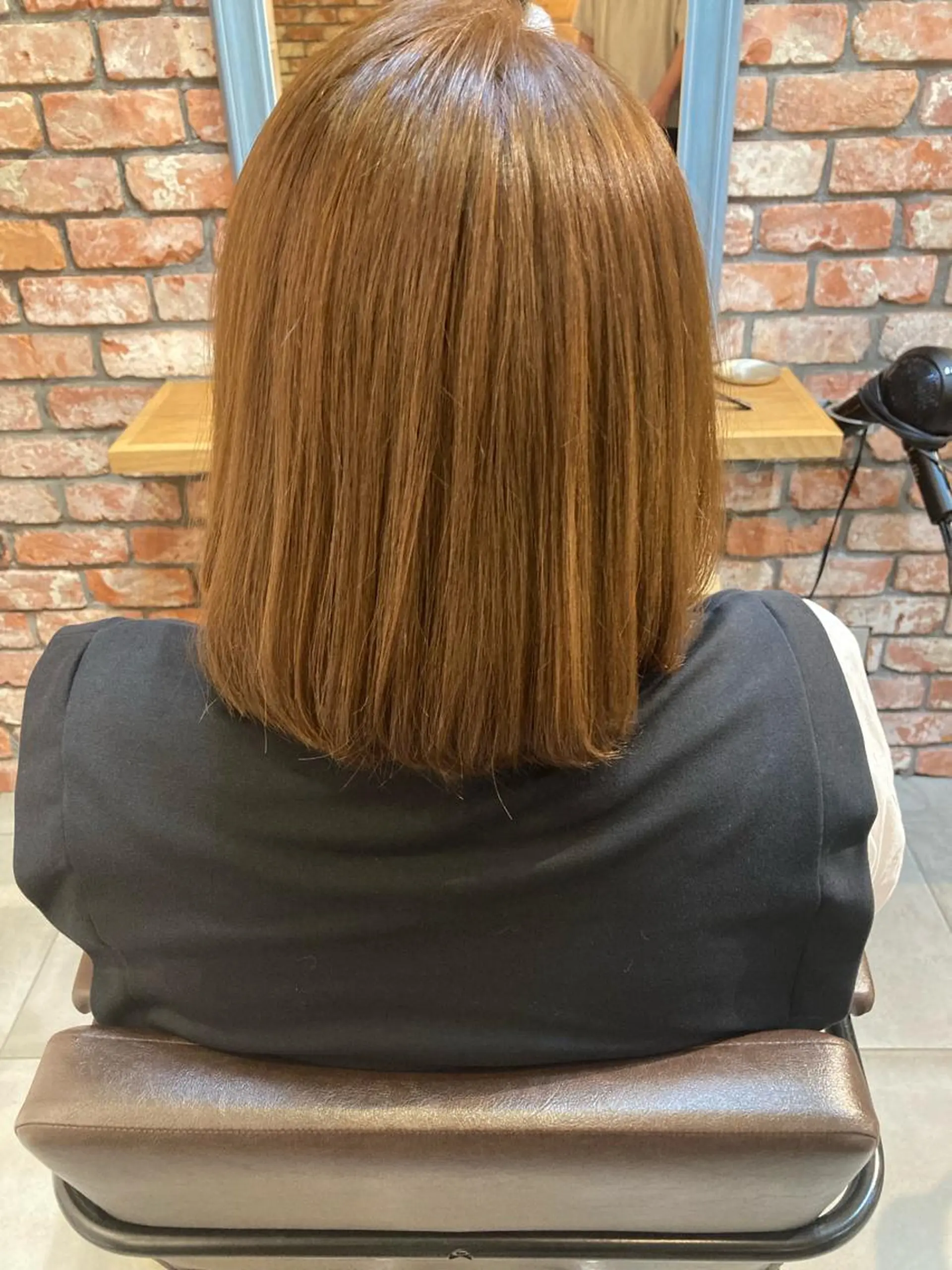 ミディアム アッシュ アッシュブラウン 菅 未祐のヘアスタイル