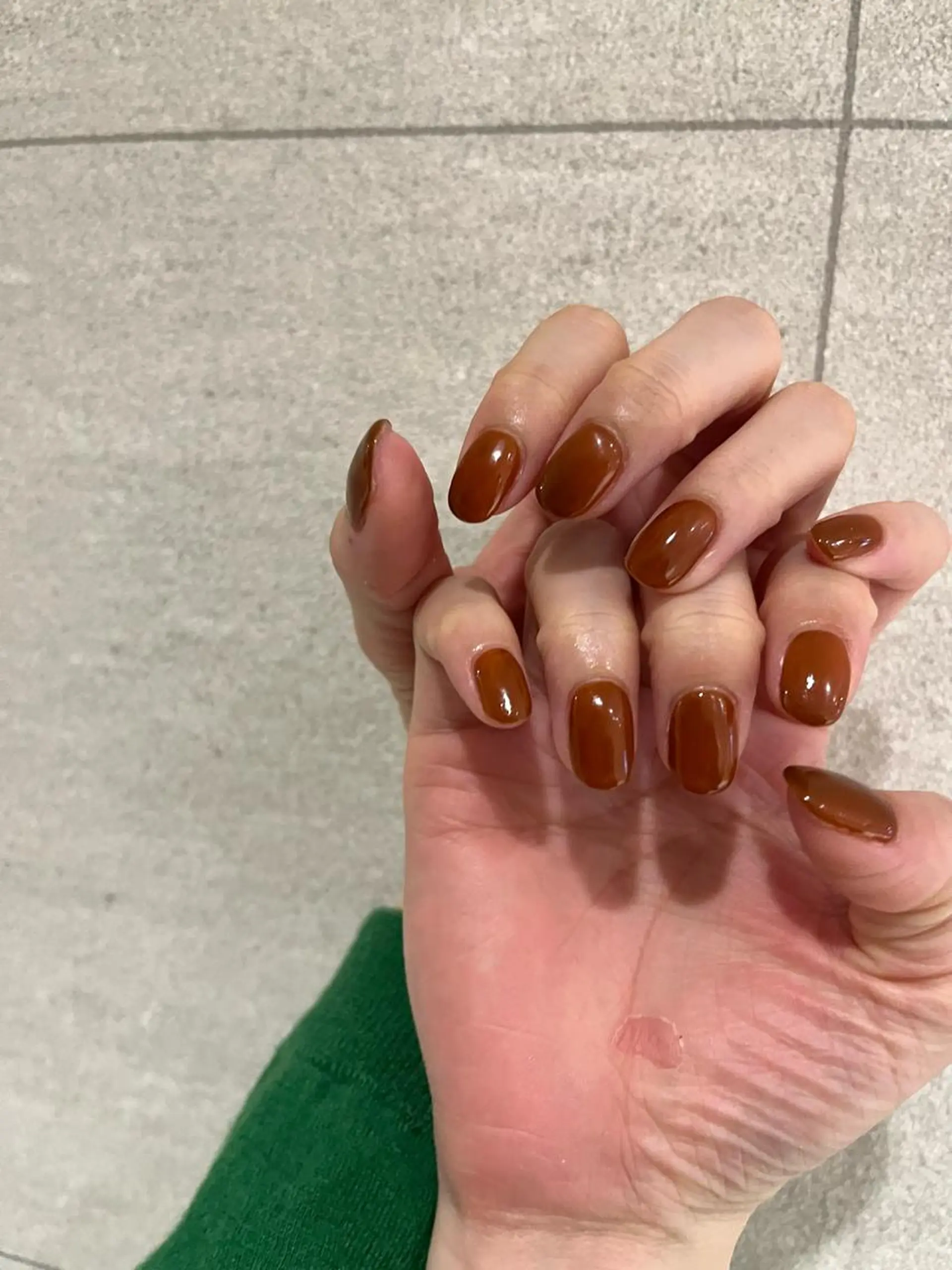 ネイル ブラウン 春ネイル 小川 奈々花のネイルデザイン