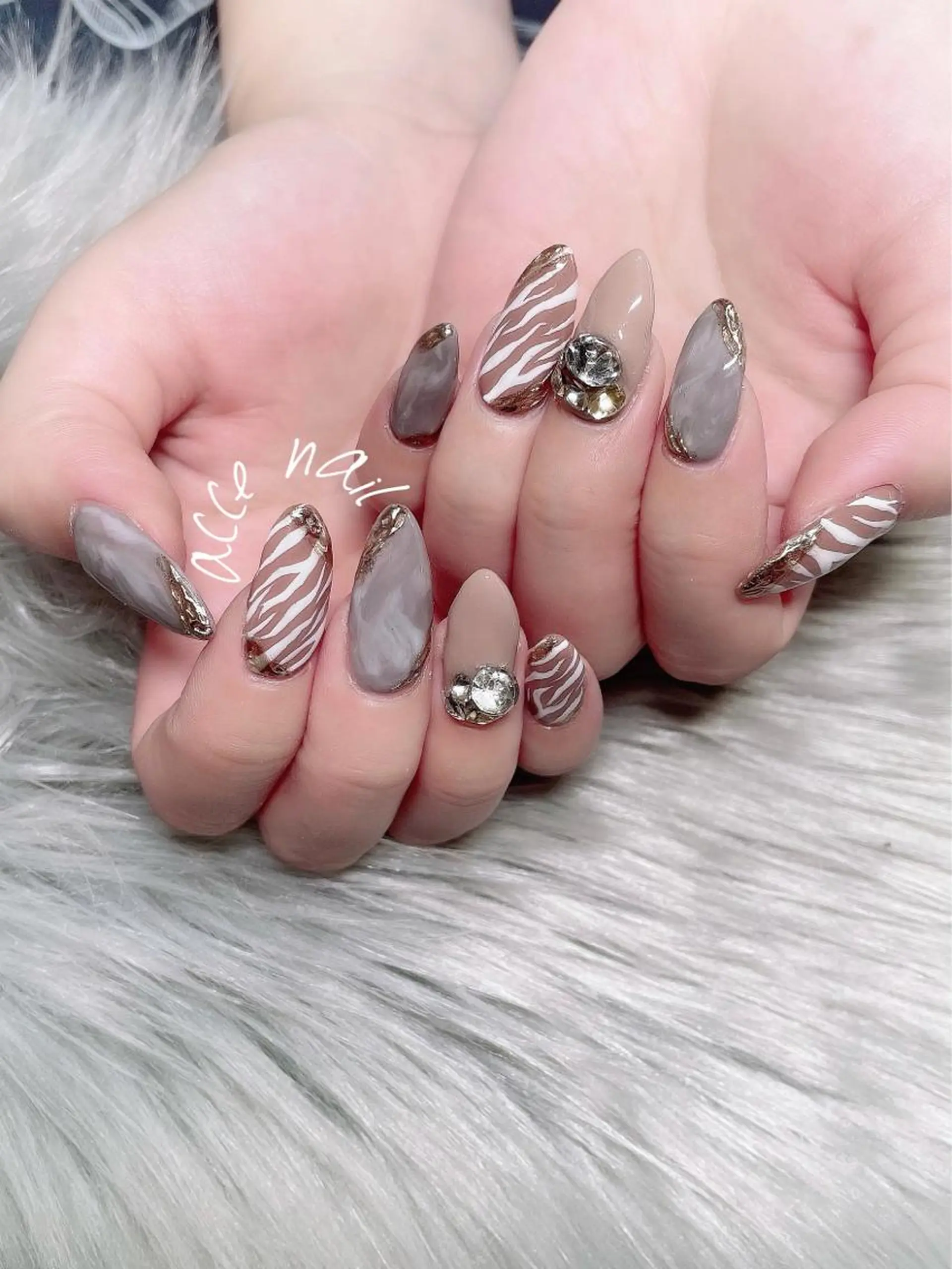 ネイル 持ち込み atsuco ✴︎のネイルデザイン