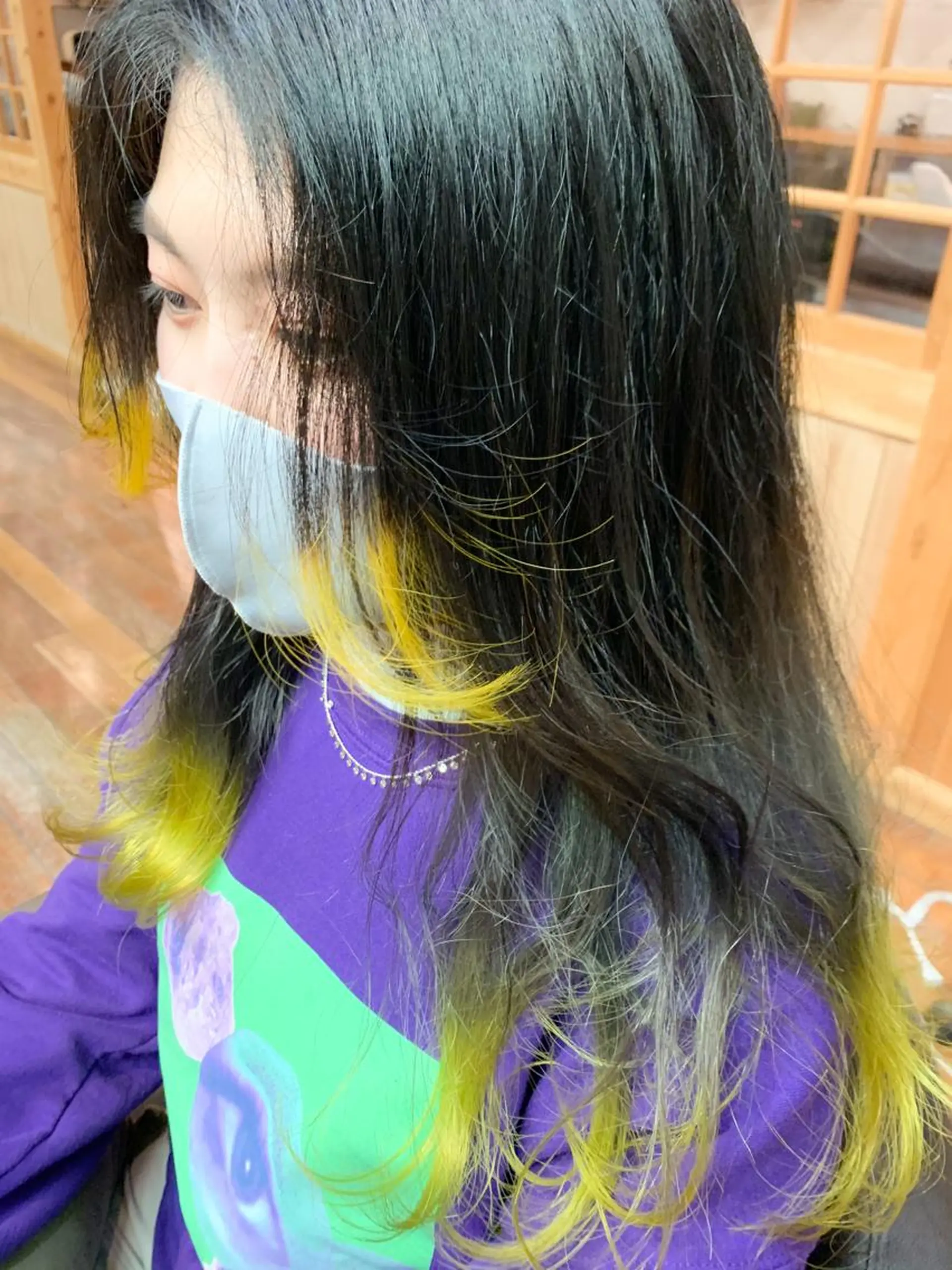 カラー デザインカラー イエローカラー 吉田 浩太郎のヘアスタイル