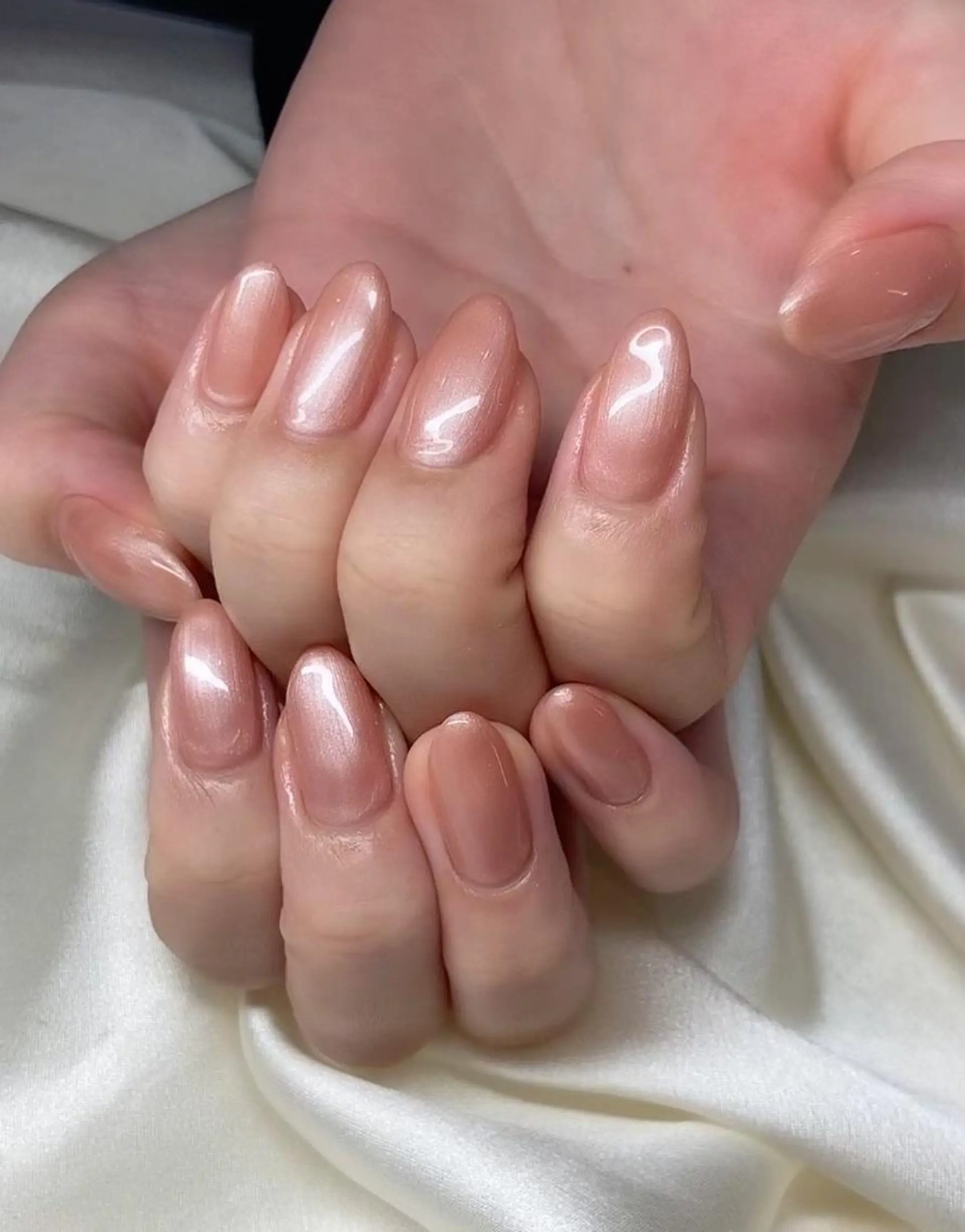 ネイル マツエク・マツパ アイブロウ 眉カラー 韓国風マツエク パリジェンヌラッシュリフト まつげパーマ ワンホンマツエク ハンドネイル Nail&eye Belire 新宿のネイルデザイン