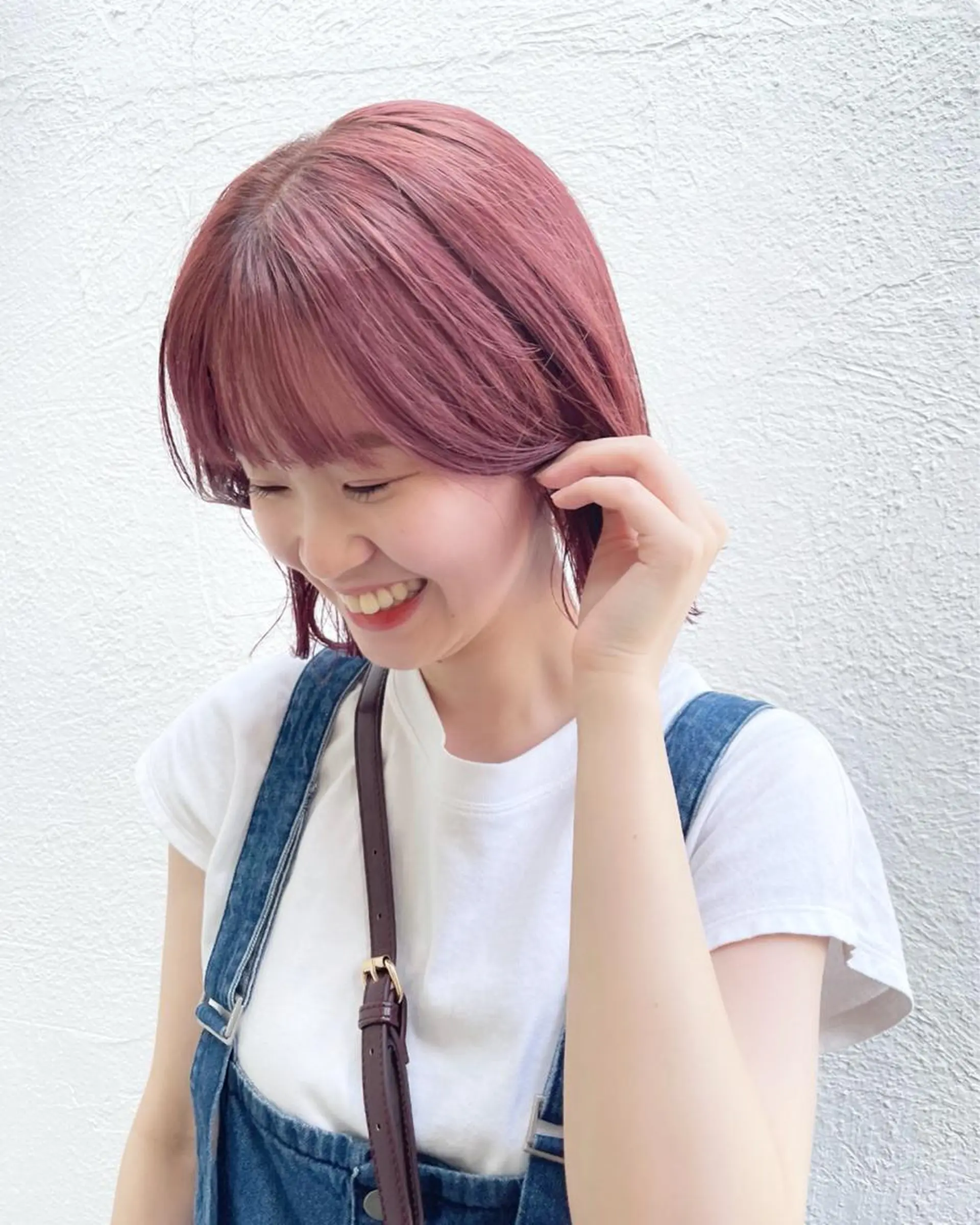 カラー ブリーチ ピンクカラー カット 清家 浩貴のヘアスタイル