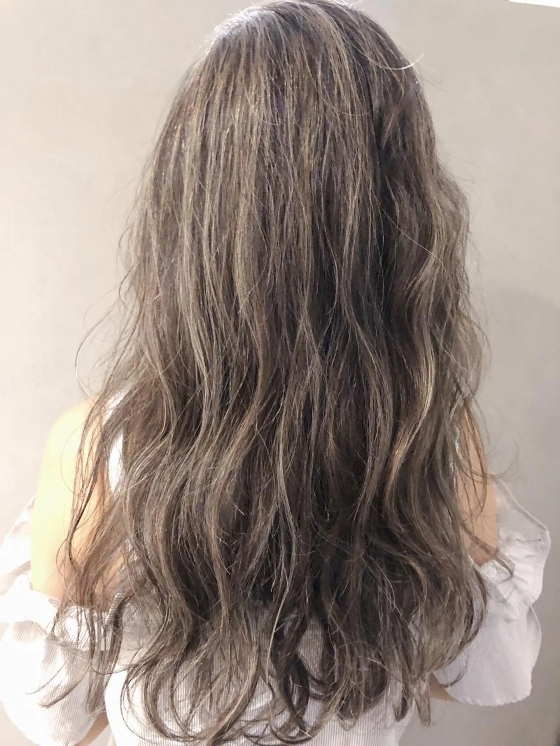 セミロング カラー ヘアカラー トリートメント LA KING GINZA TOKYO所属・🧡ショートの達人 🧡SHOのヘアスタイル