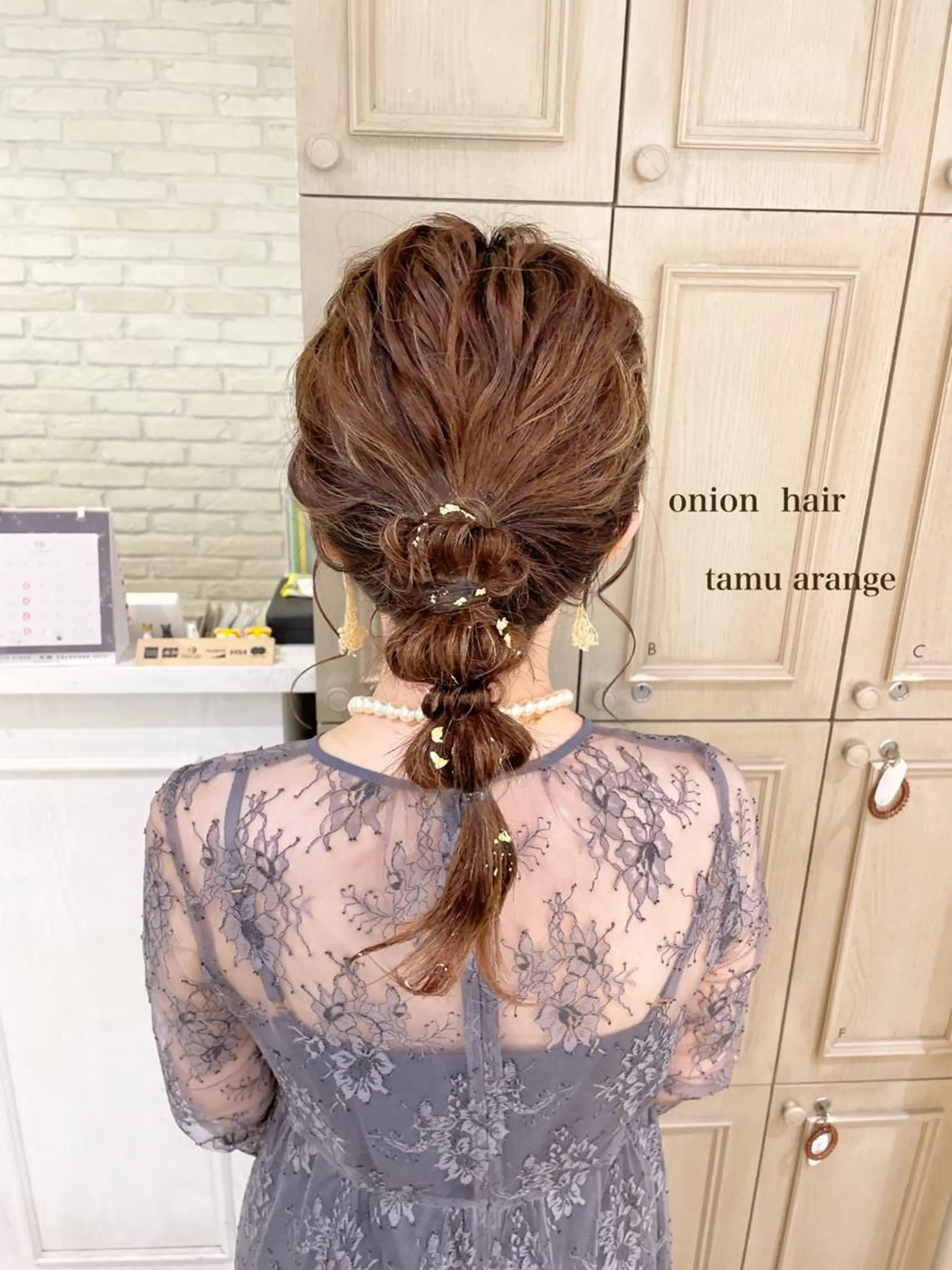 ミディアム ヘアアレンジ ポニーテール エクステ/ハイトーン 🐏☁️miminaのヘアスタイル