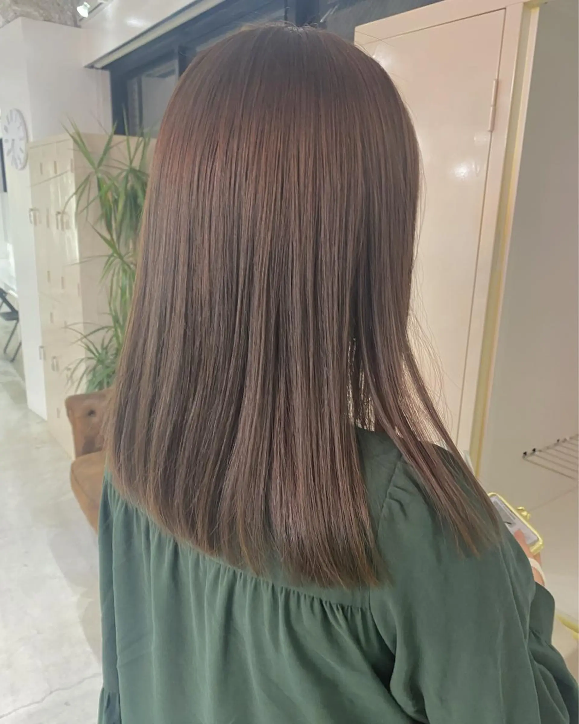 セミロング aoi ♡グレージュ ・ベージュカラーのヘアスタイル