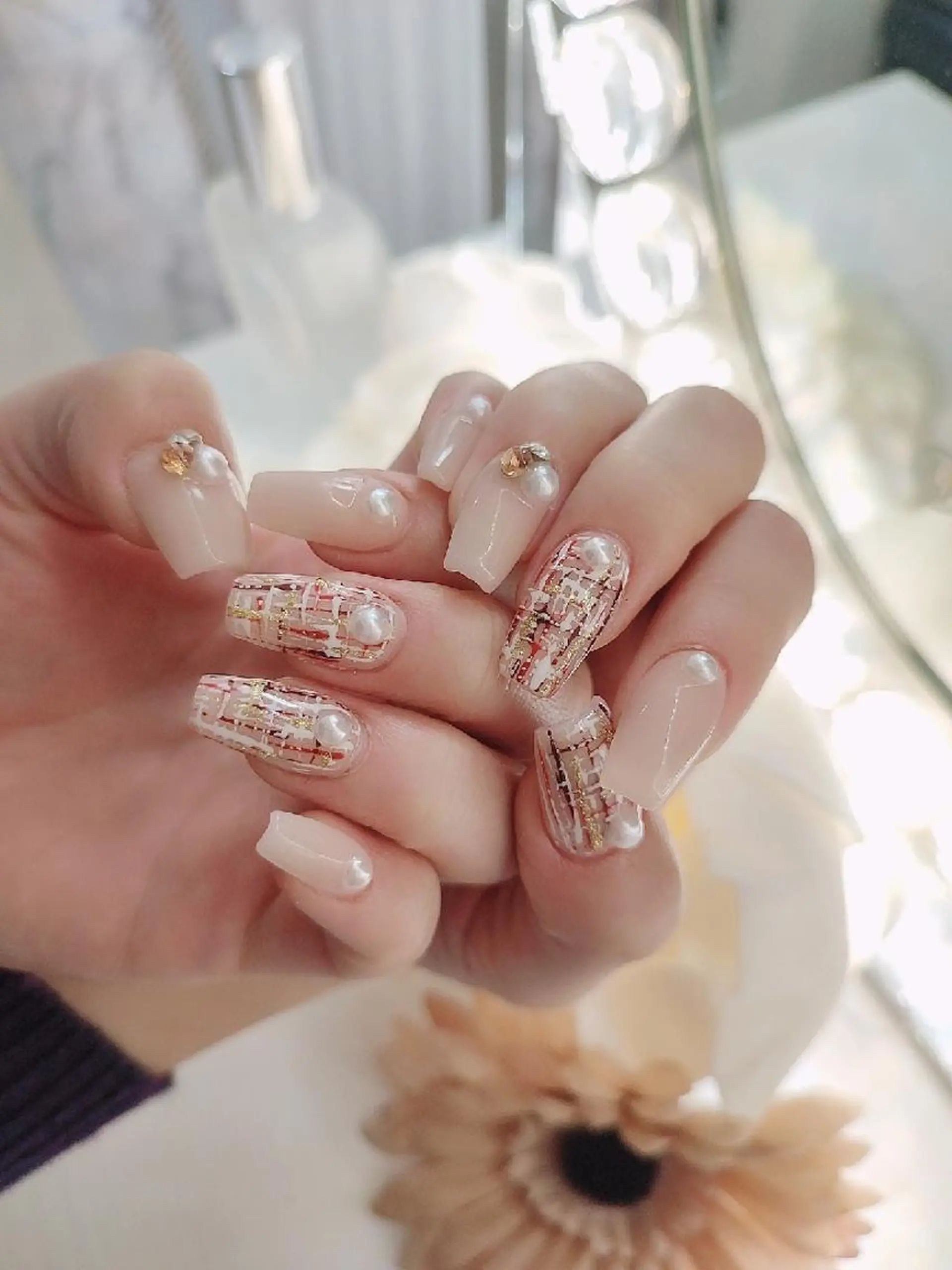 ネイル ハンドネイル RUNWAY 　　の眉毛・アイブロウイメージ