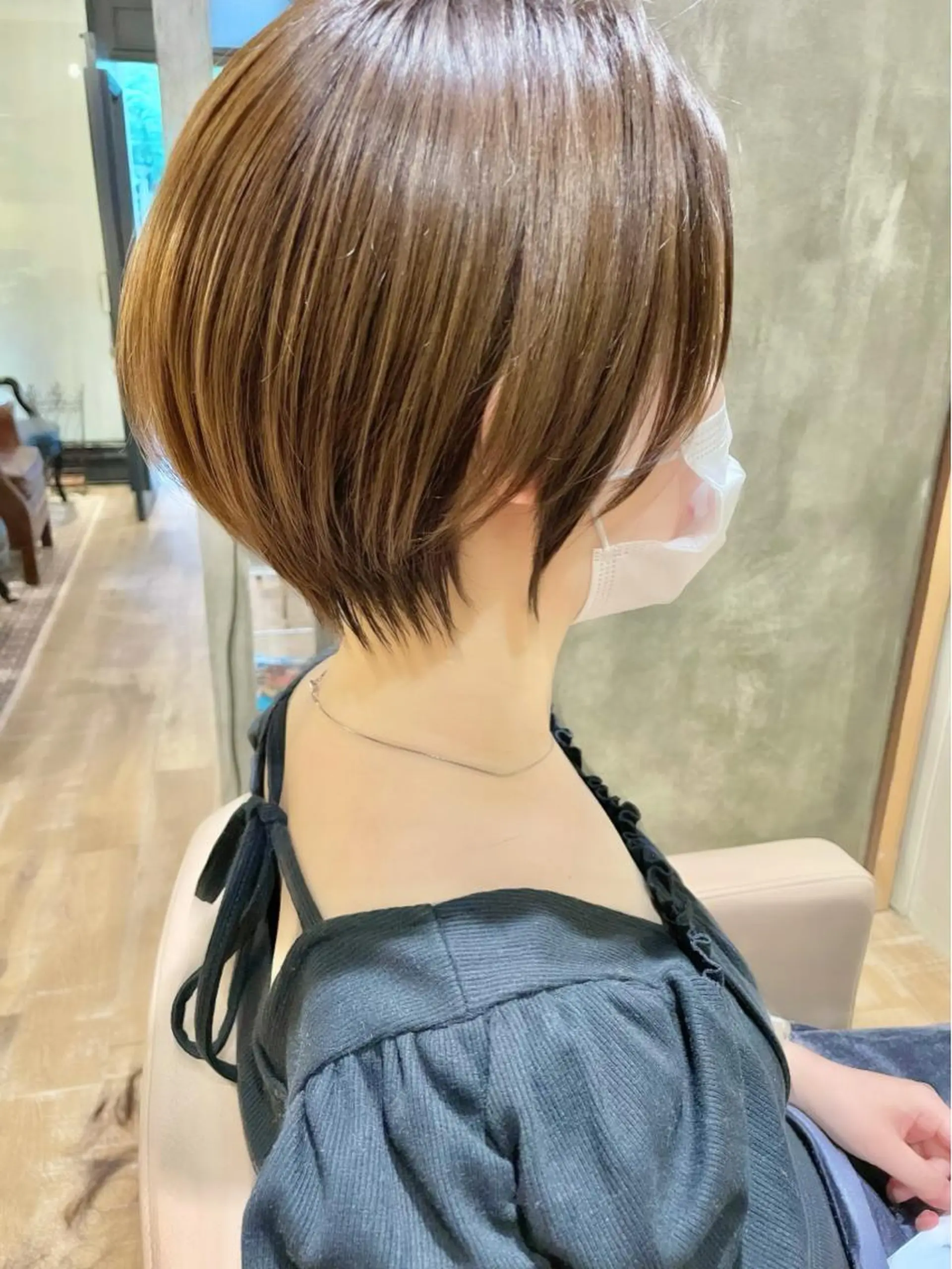 ショート ショート ボブ 梅田 木戸健人のヘアスタイル