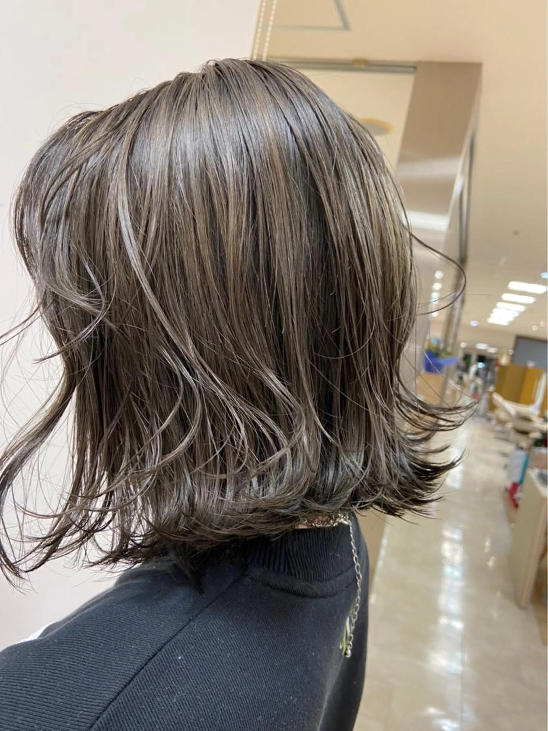 ショート カラー ヘアカラー トリートメント ヘアセット ハイトーン/ウルフ /レイヤー/坂野幸伸のヘアスタイル