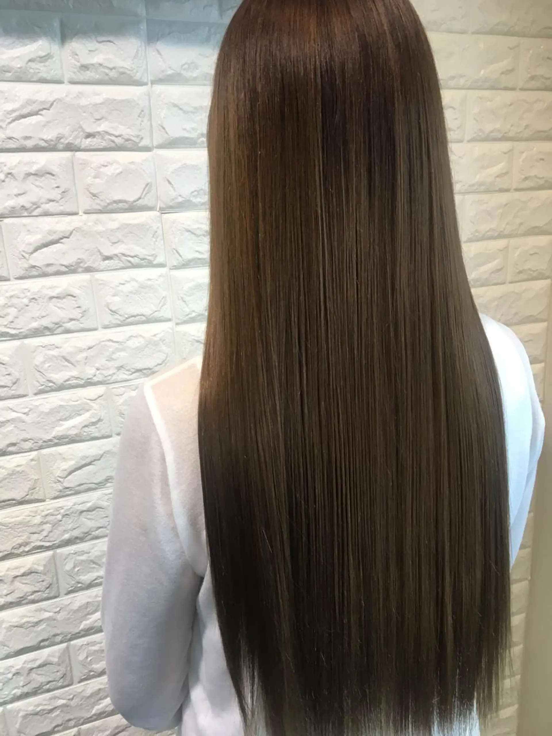 ロング カラー ベージュカラー カット パーマ トリートメント 西本 夏美のヘアスタイル