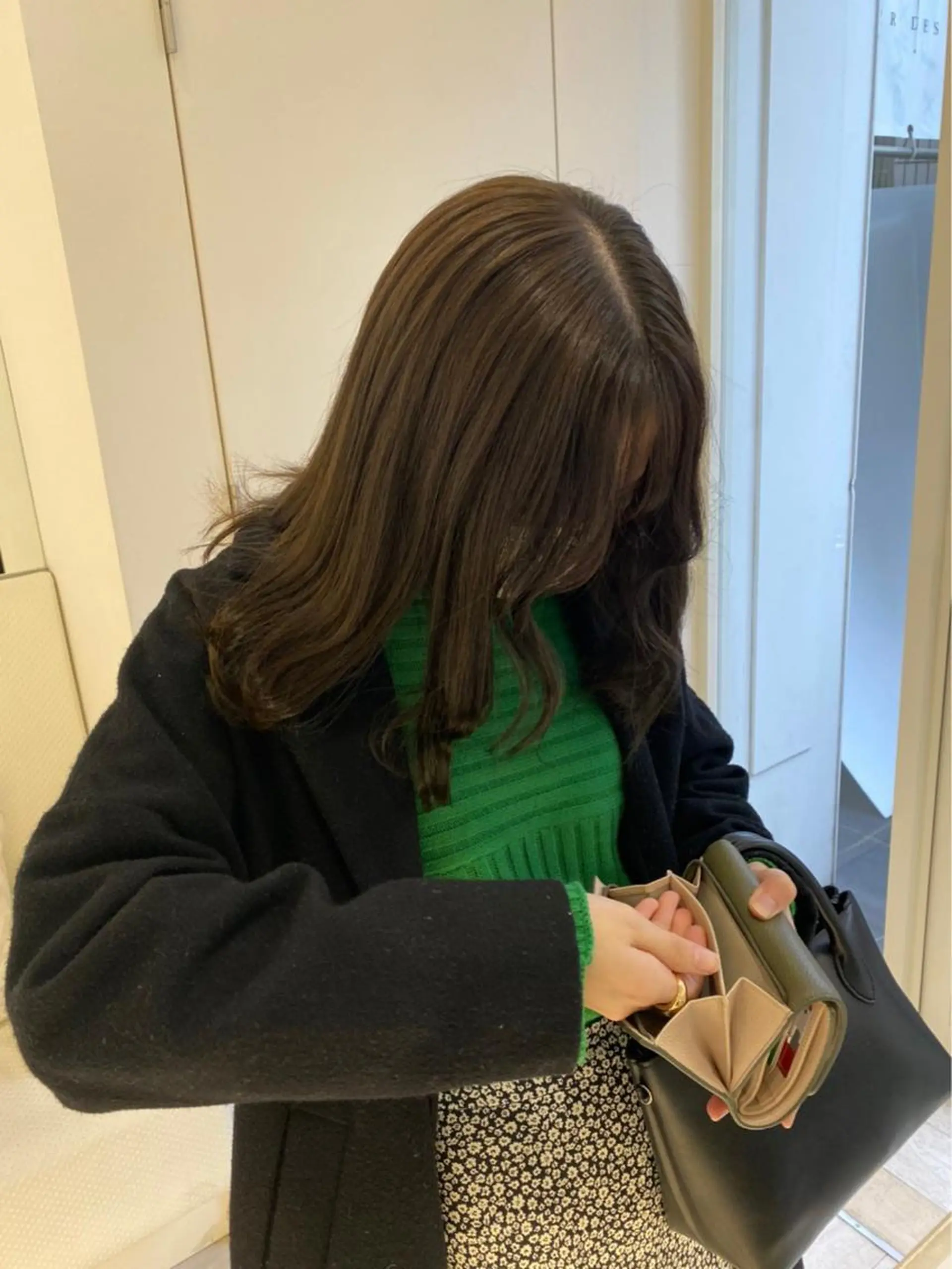 セミロング カラー ベージュカラー オリーブベージュ Parve Mix /頓宮 稚愛🤍のヘアスタイル