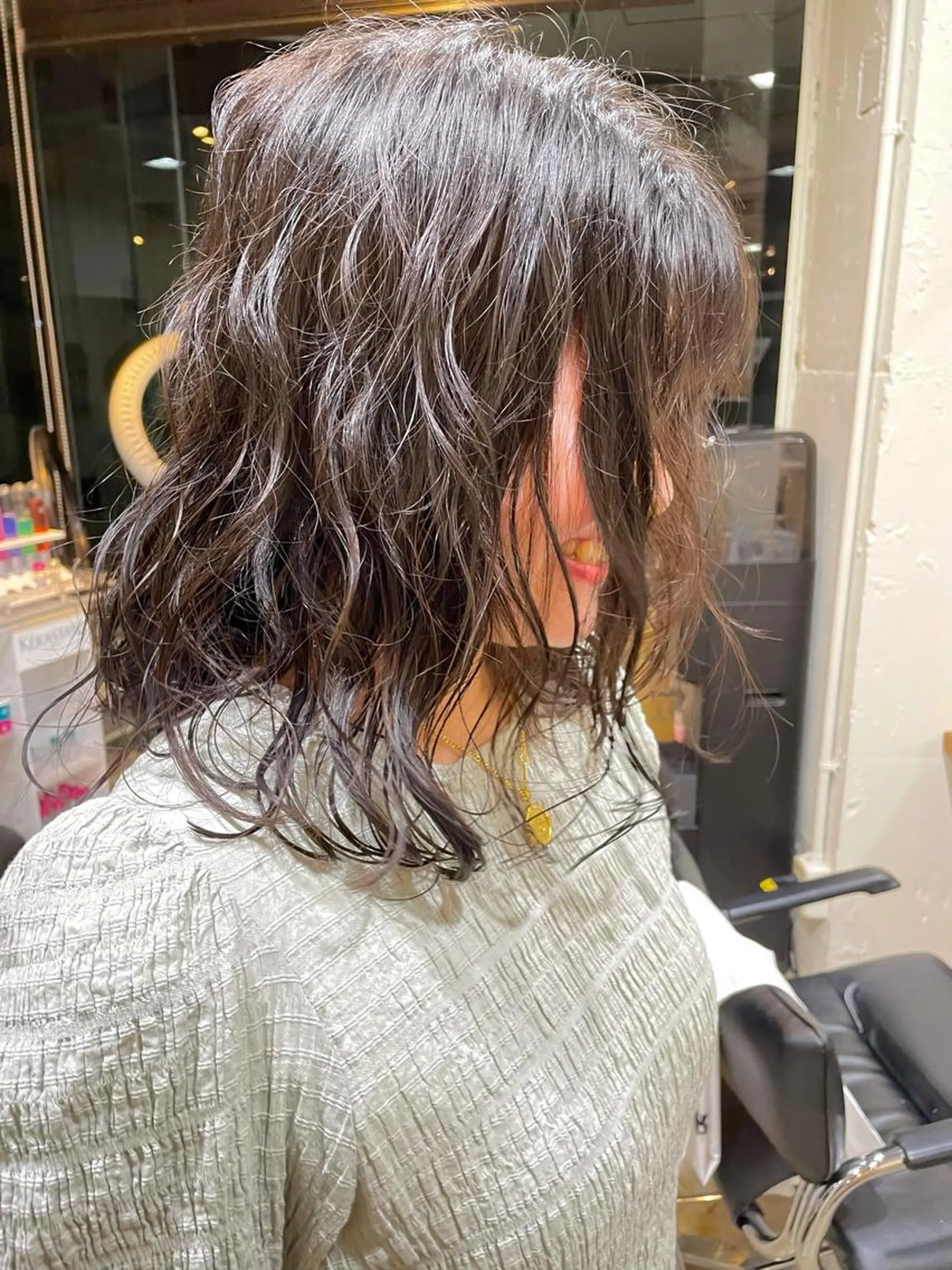 ミディアム パーマ レイヤー／似合わせ TAKUYAのヘアスタイル