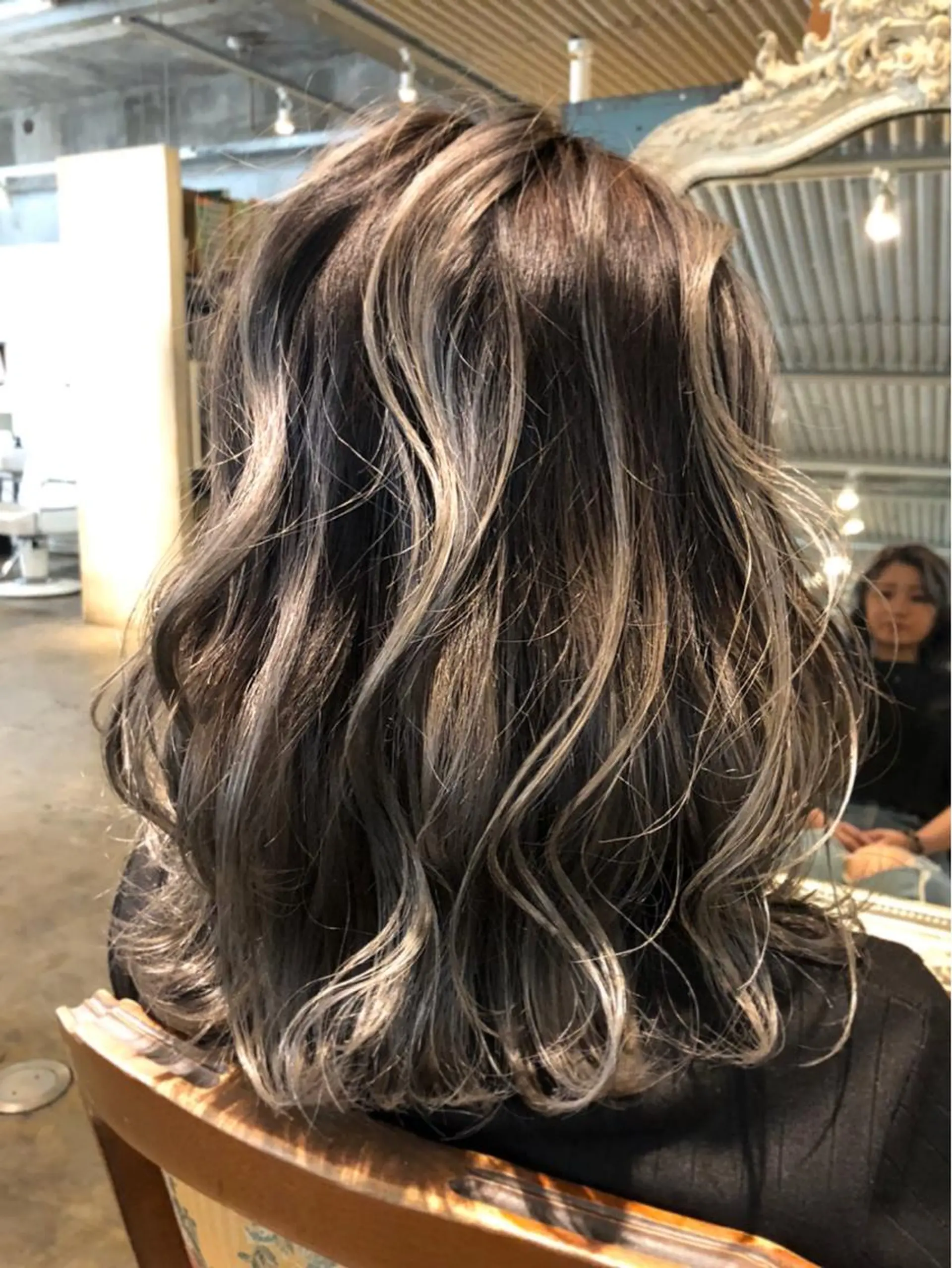 ミディアム レイヤーカット こう ちゃんのヘアスタイル