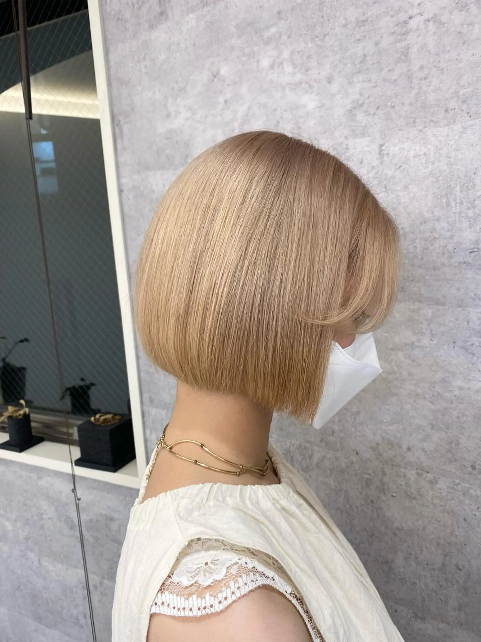 ショート ボブ 韓国風ヘア 似合わせカット ショートヘア ハイトーン特化サロン 🍑momo🍑のヘアスタイル