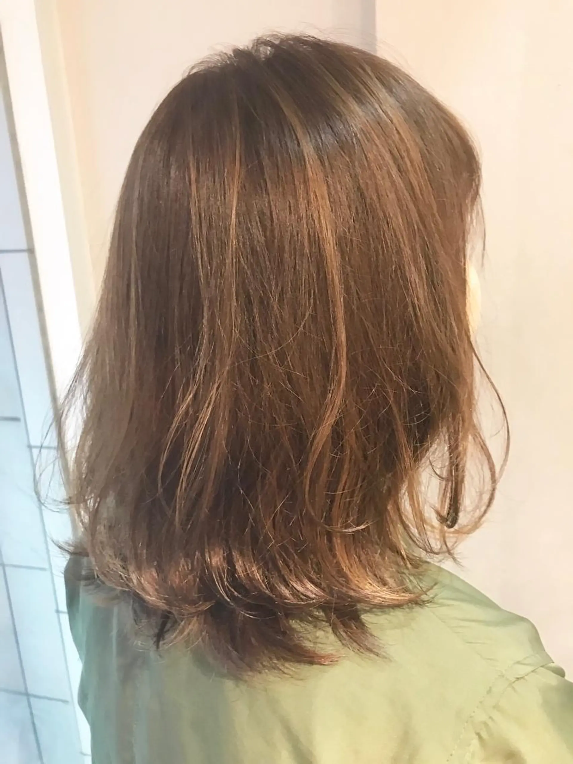 ミディアム カラー Neolive Cava 相模大野店所属・sola: neoliveのヘアスタイル