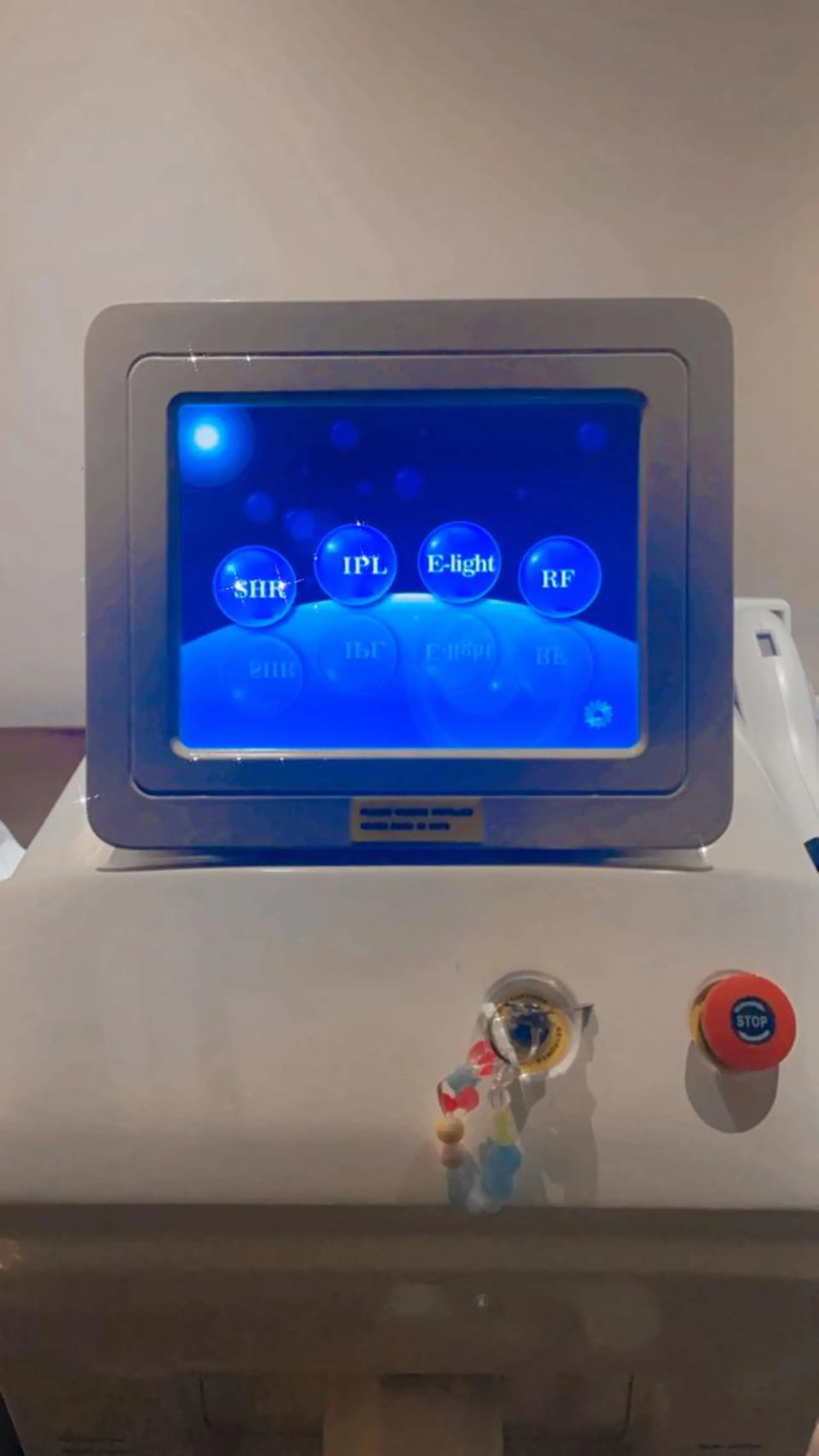 apish aoyama所属・武 愛子の眉毛・アイブロウイメージ