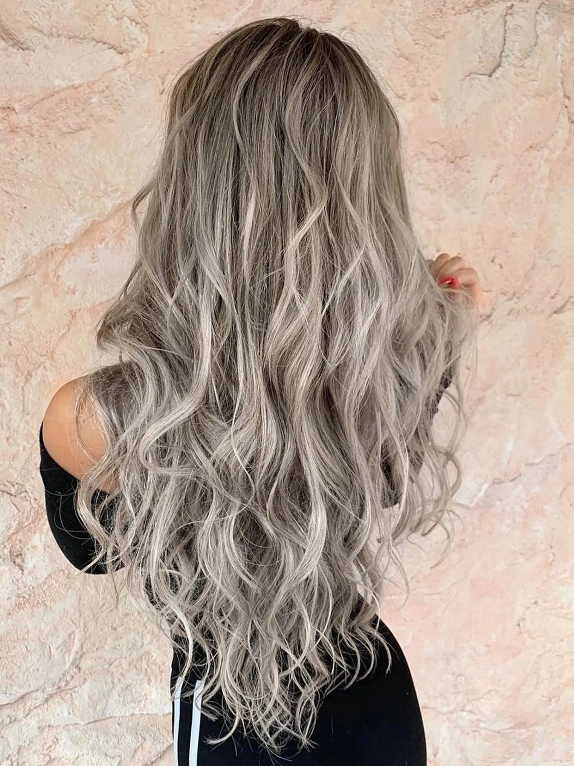 ロング カラー ヘアアレンジ Device ディバイスのヘアスタイル