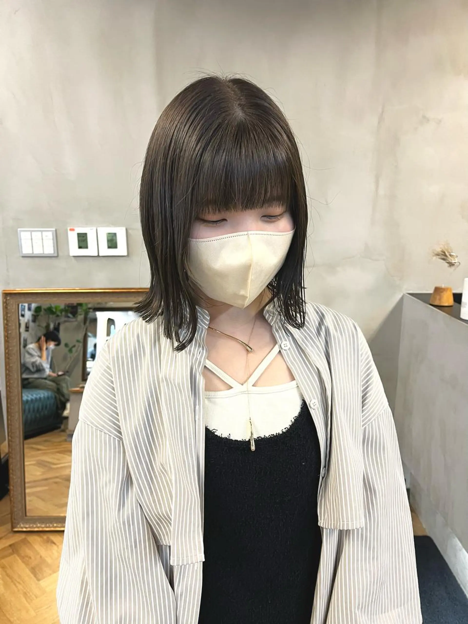 ミディアム カラー グレージュ オリーブグレージュ オリーブグレー ボブ esu西梅田所属・ena/ブリーチなし 透明感・レイヤー🎀のヘアスタイル