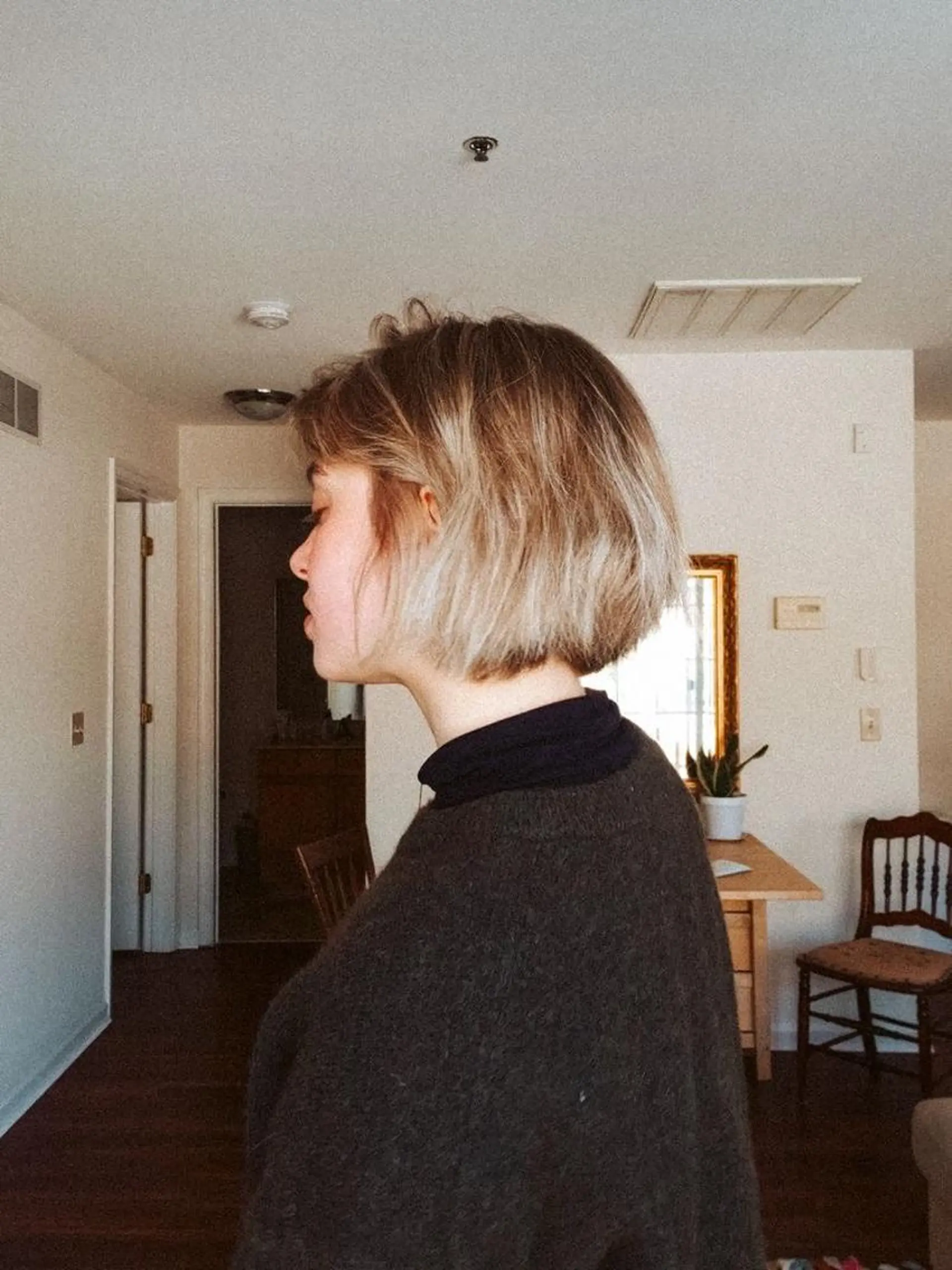 カラー ベージュカラー ブリーチ ブラウンカラー ハイトーンカラー メンズハイトーン/栄 /イトウタケルのヘアスタイル