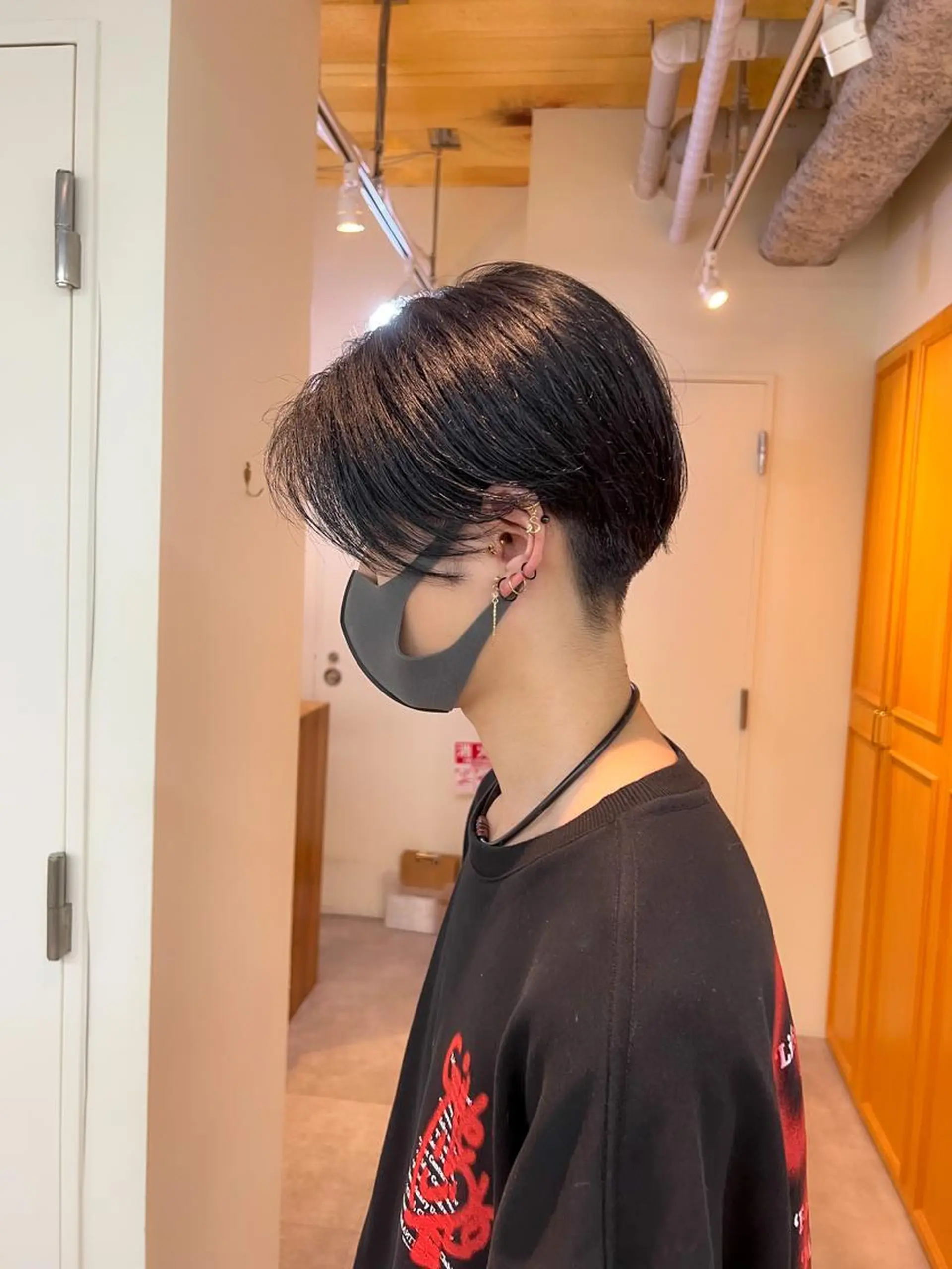 ショート カラー メンズ センターパート シースルーバング カット ヘアカラー スパイキーショート/ メンズヘア/hugeのヘアスタイル