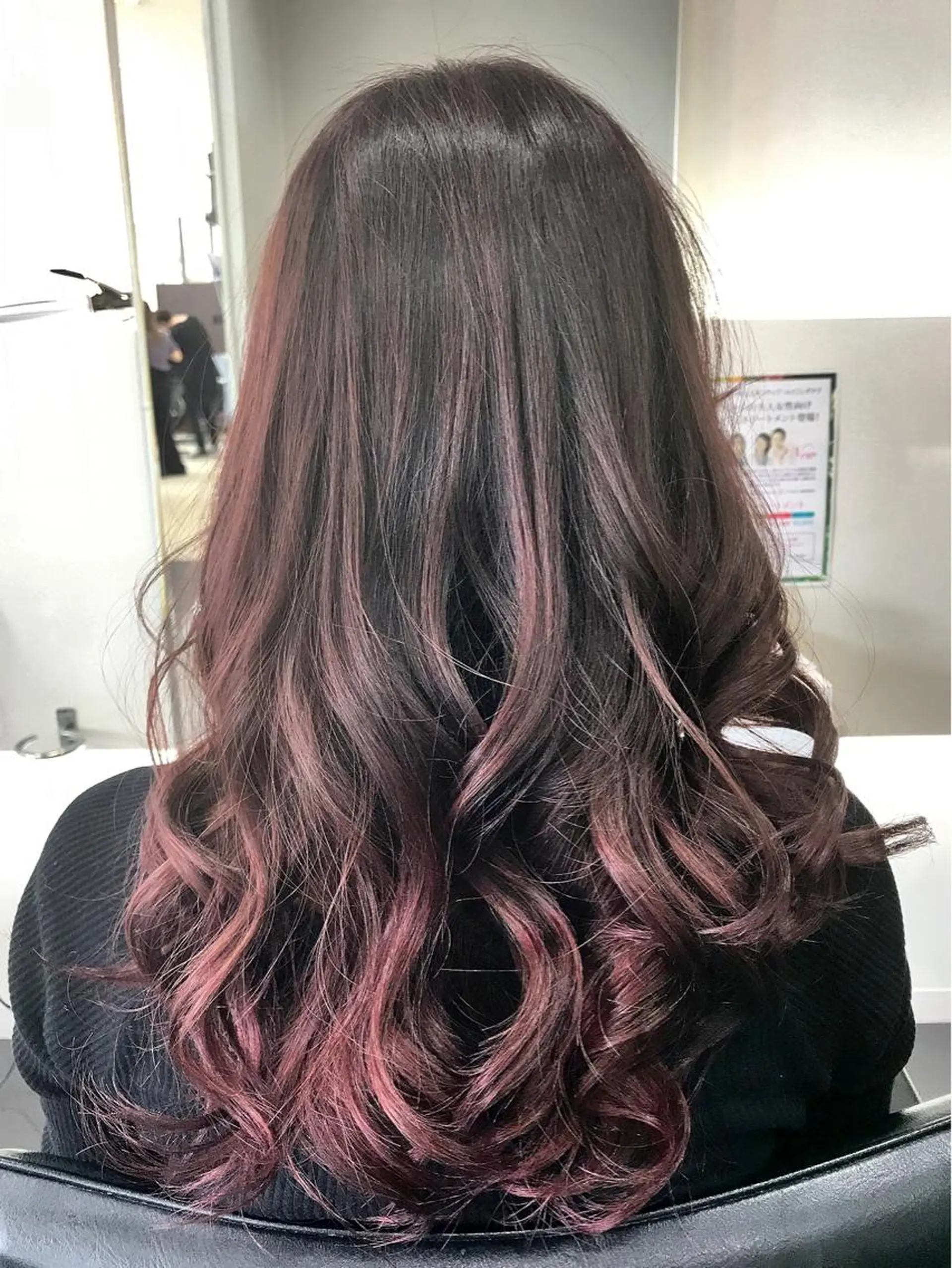 ロング カラー 関口 友行のヘアスタイル